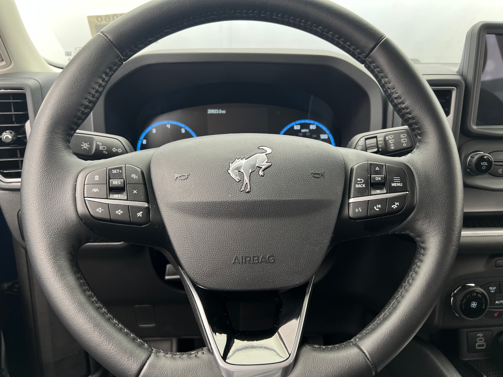 Thumbnail: 2023 Ford Bronco Sport - 5