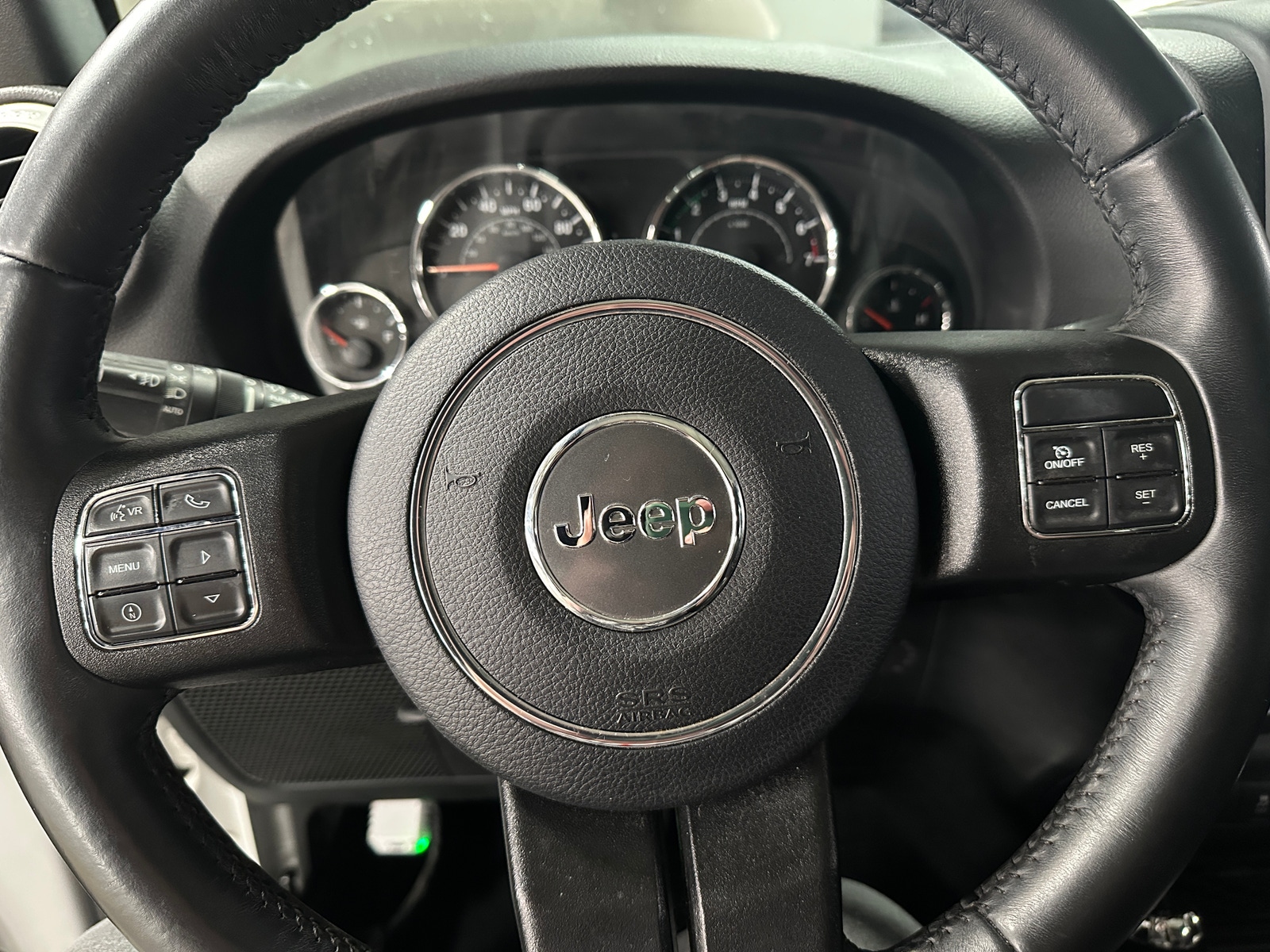 Thumbnail: 2017 Jeep Wrangler - 5
