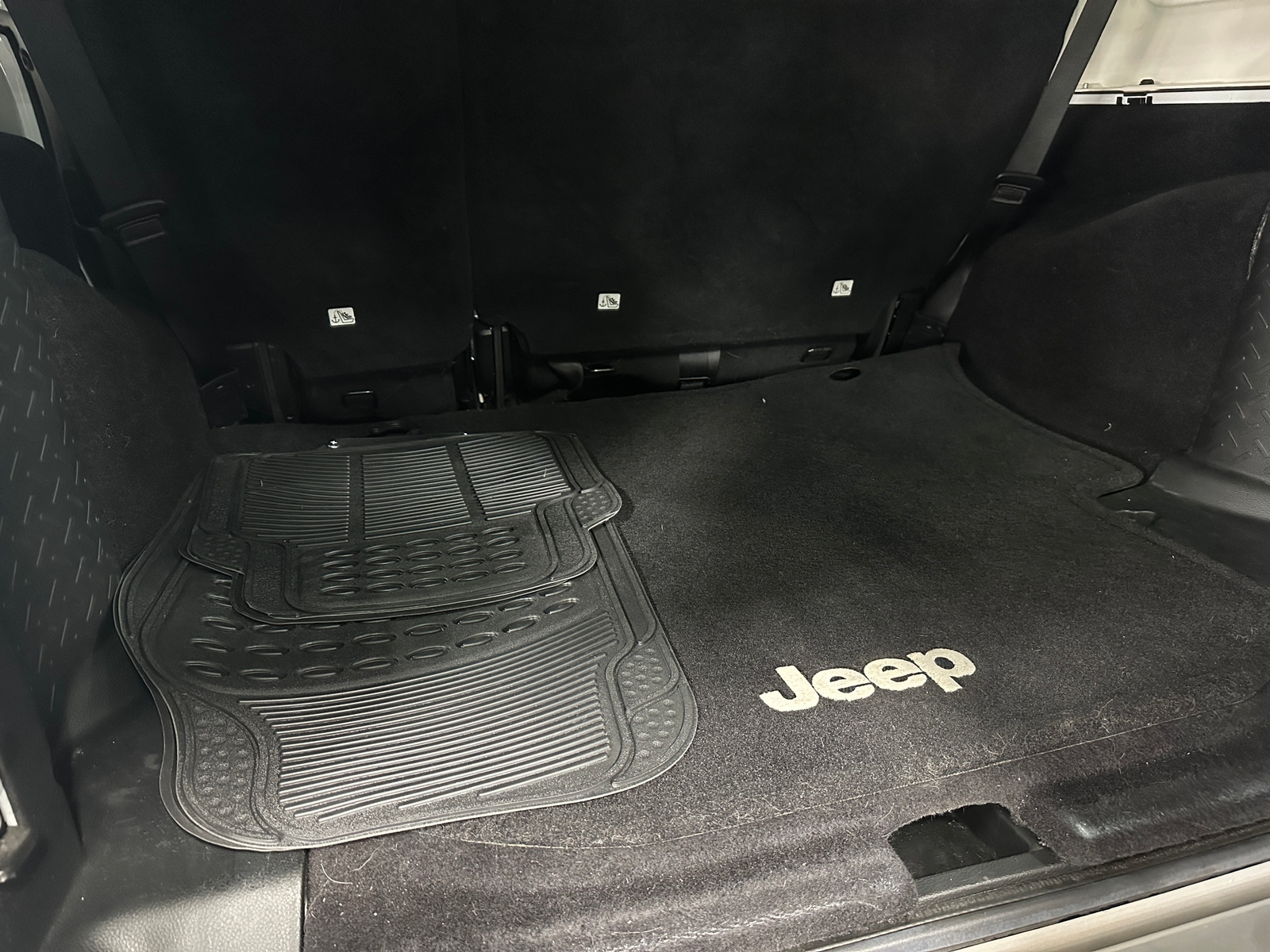 Thumbnail: 2017 Jeep Wrangler - 7