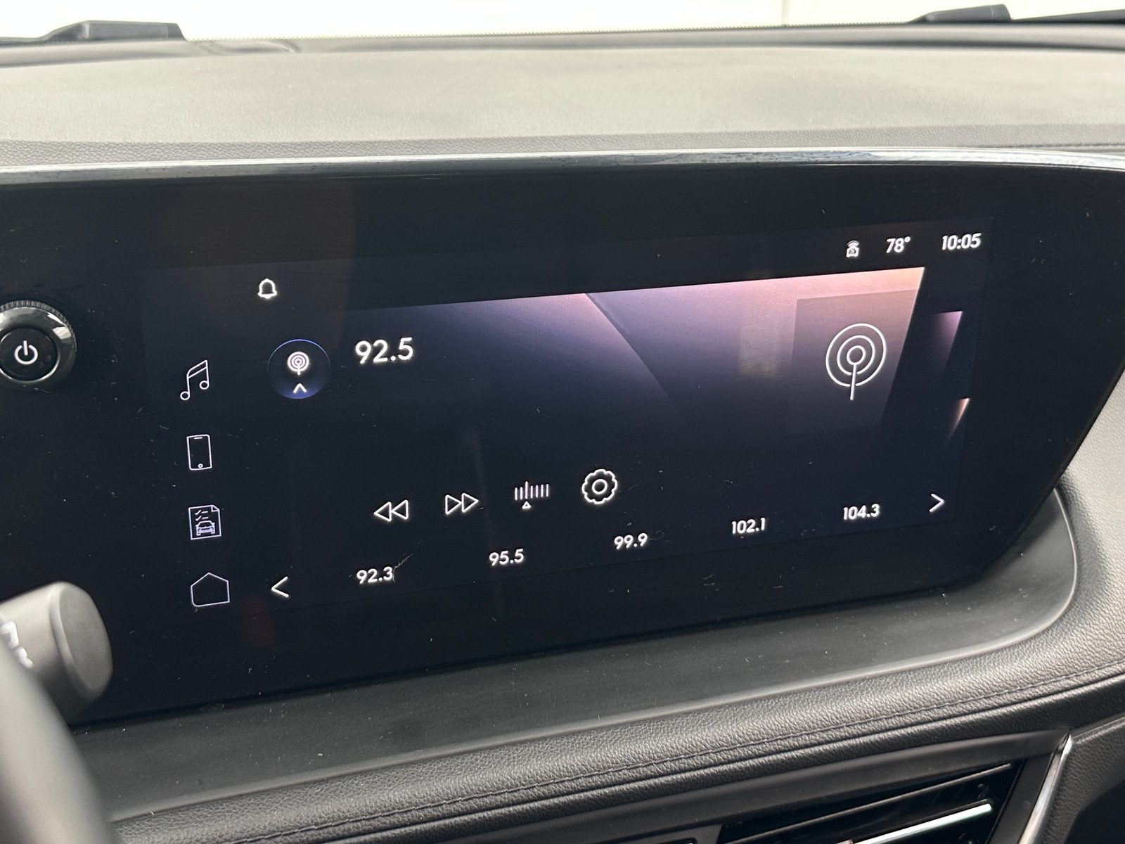 Thumbnail: 2025 Buick Encore GX - 4