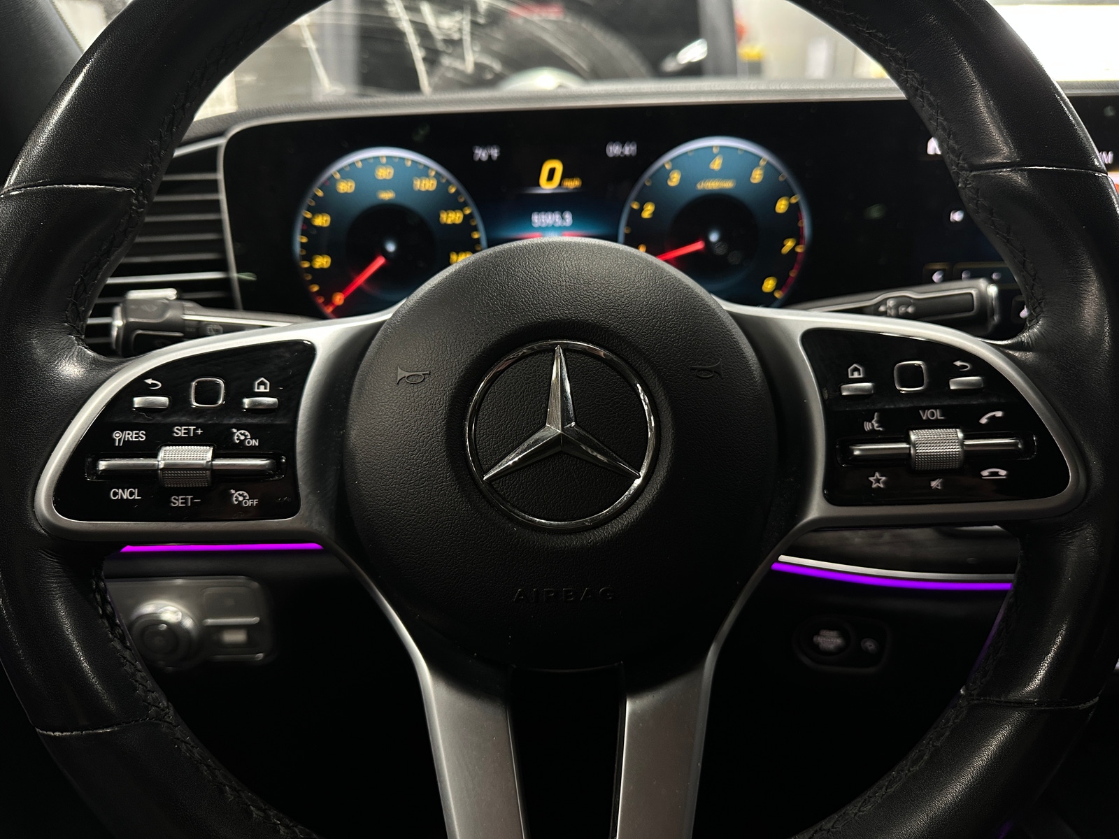 Thumbnail: 2021 Mercedes-Benz GLE - 4