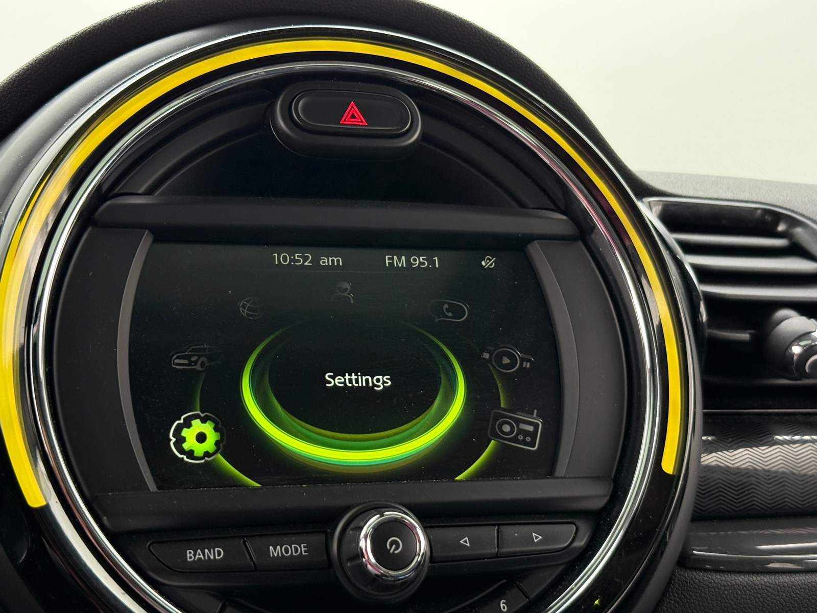 Thumbnail: 2017 MINI Cooper Clubman - 3