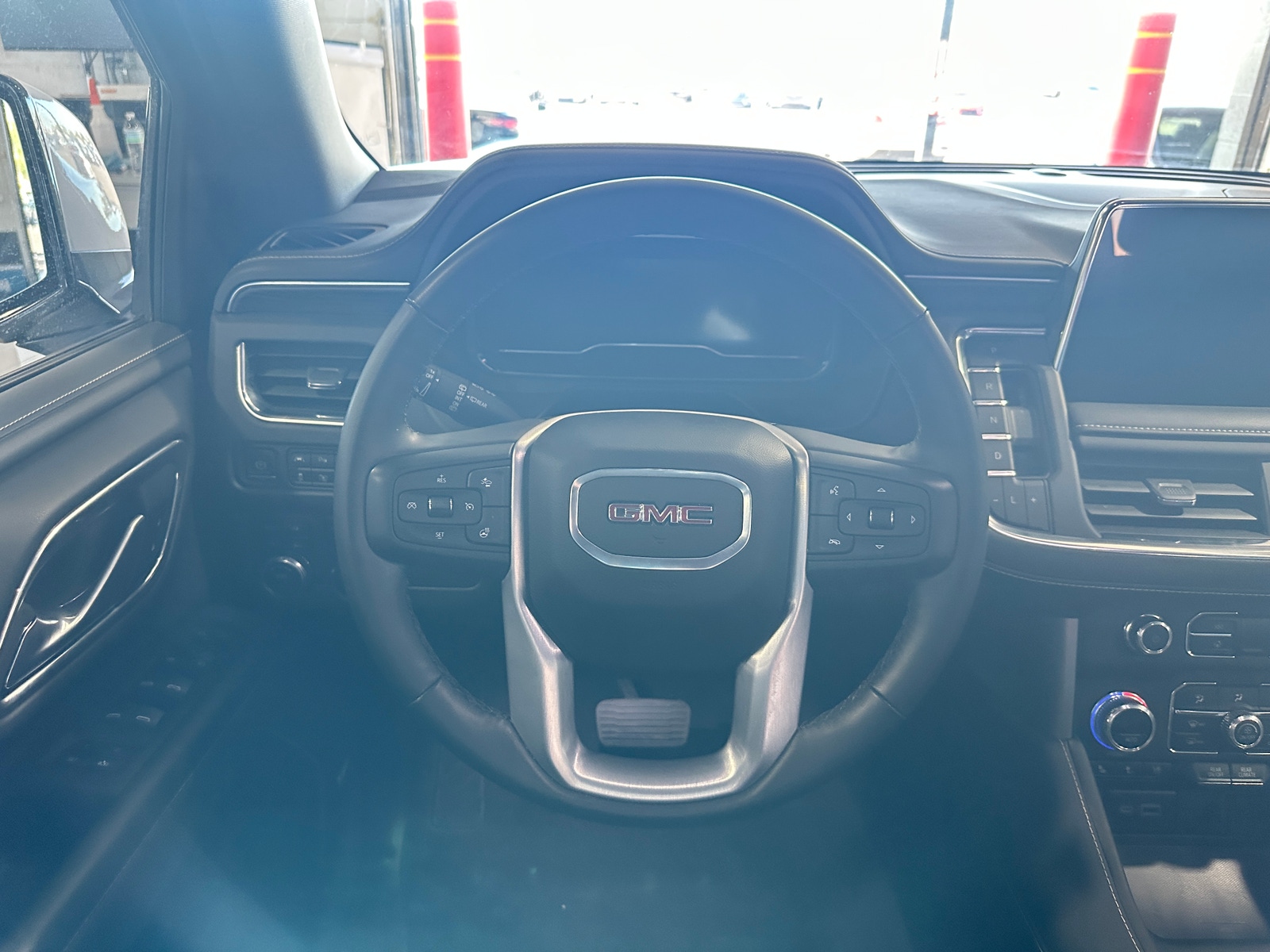 Thumbnail: 2024 GMC Yukon XL - 4