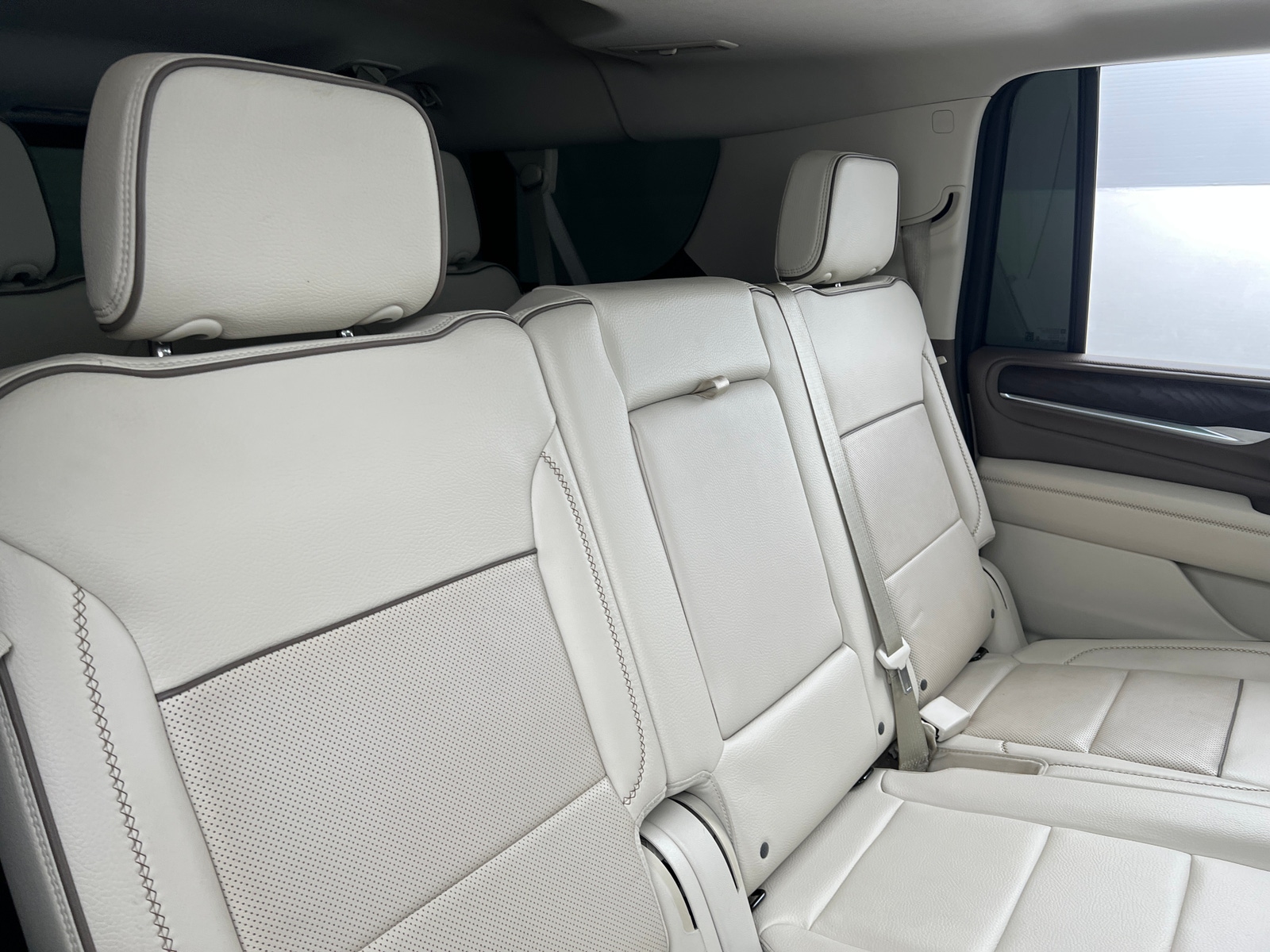 Thumbnail: 2022 GMC Yukon XL - 5