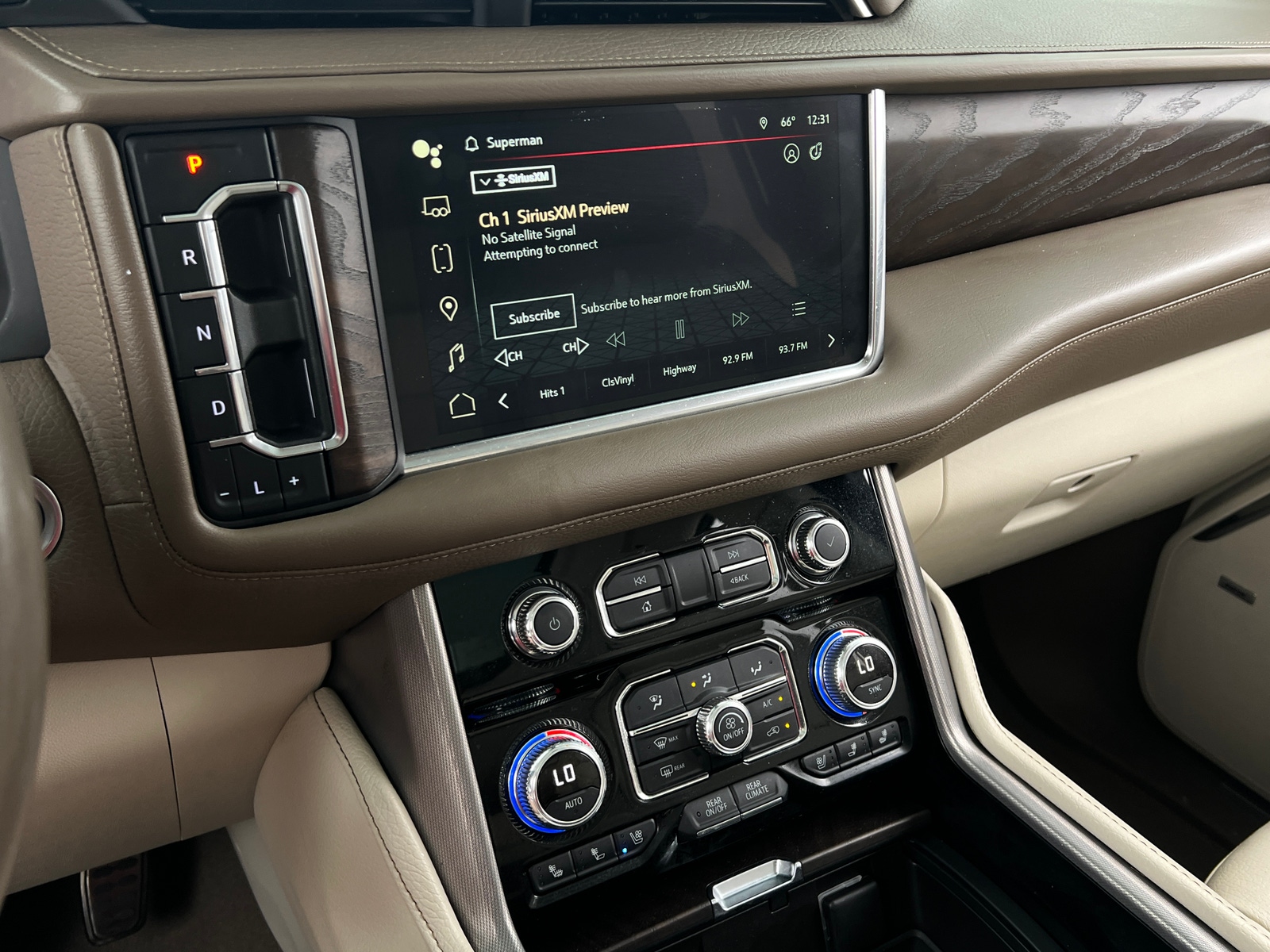 Thumbnail: 2022 GMC Yukon XL - 3