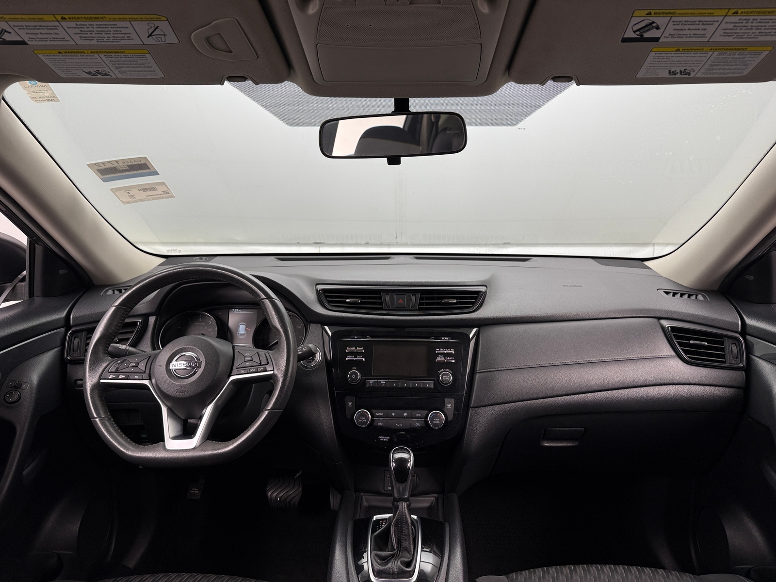 Thumbnail: 2017 Nissan Rogue - 3