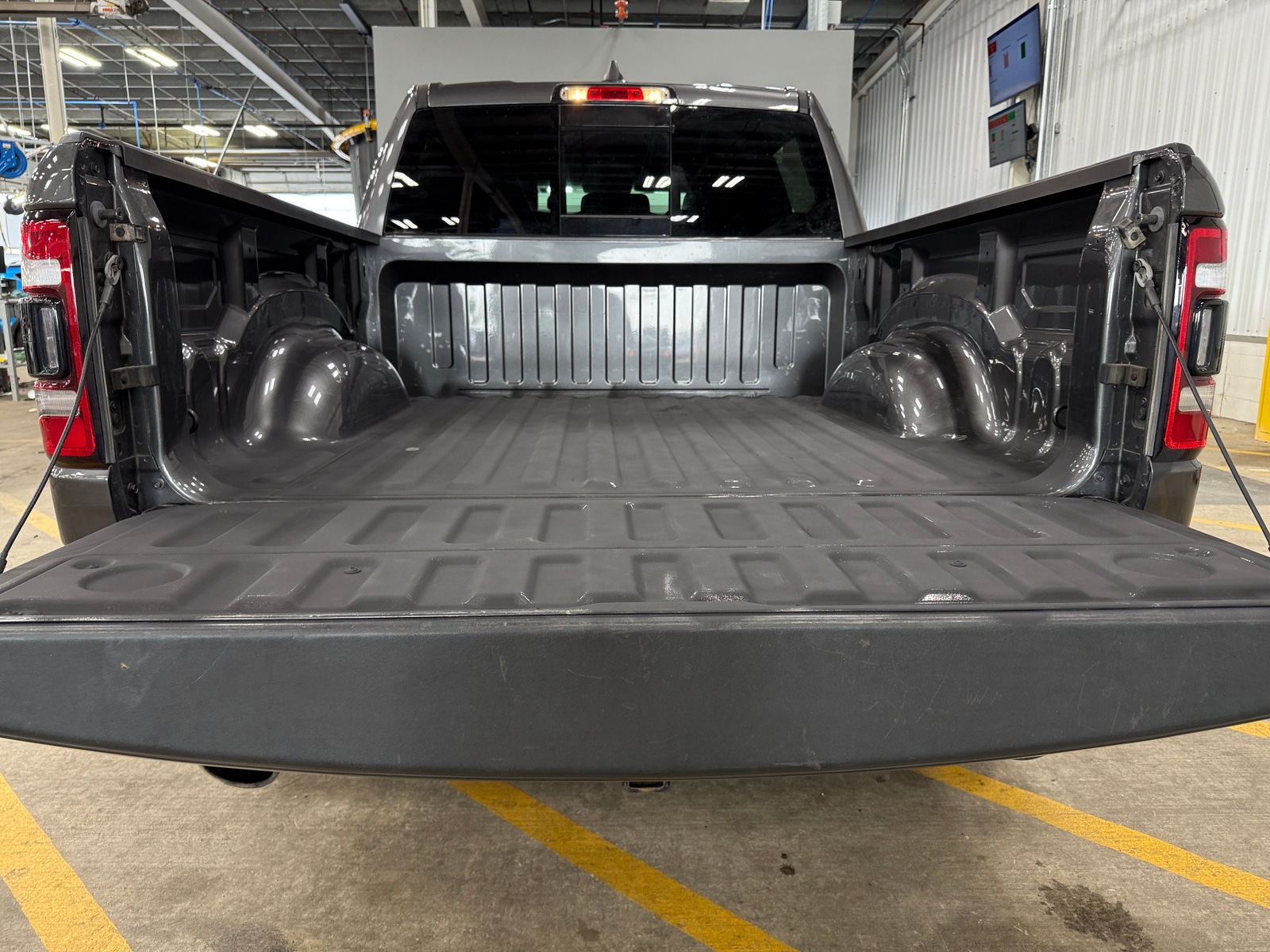 Thumbnail: 2020 RAM 1500 - 7