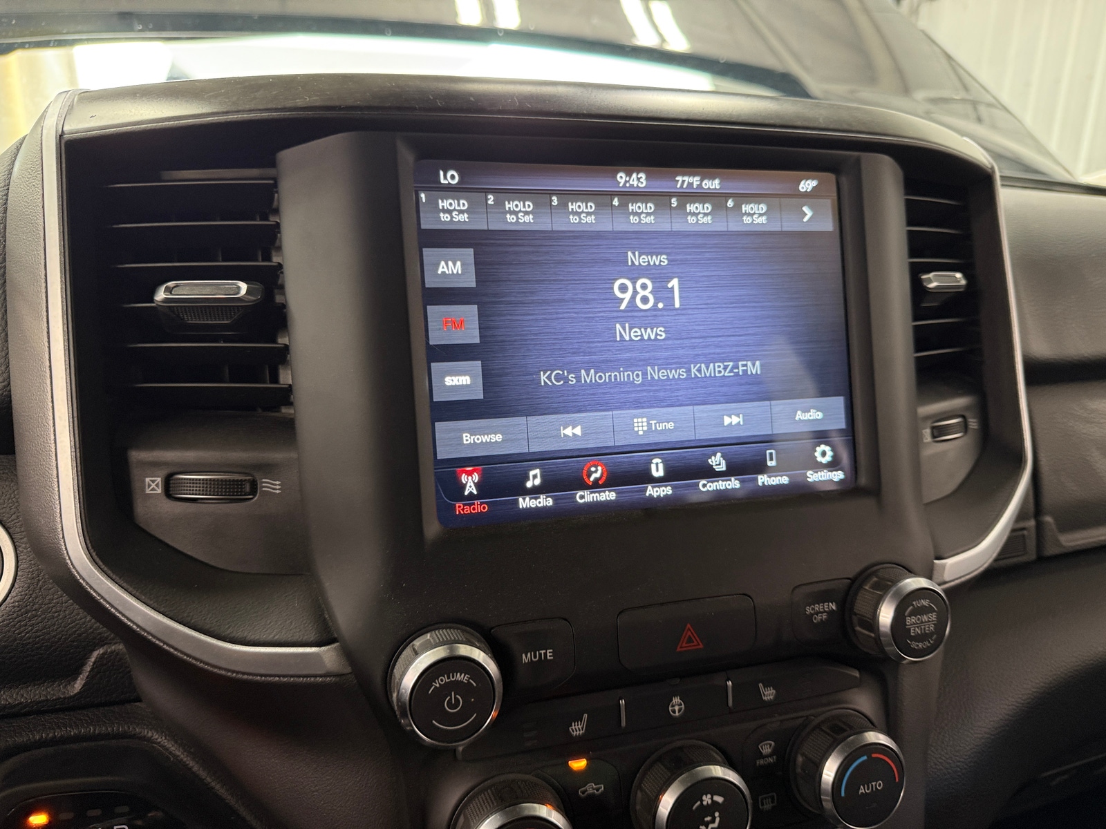 Thumbnail: 2020 RAM 1500 - 4