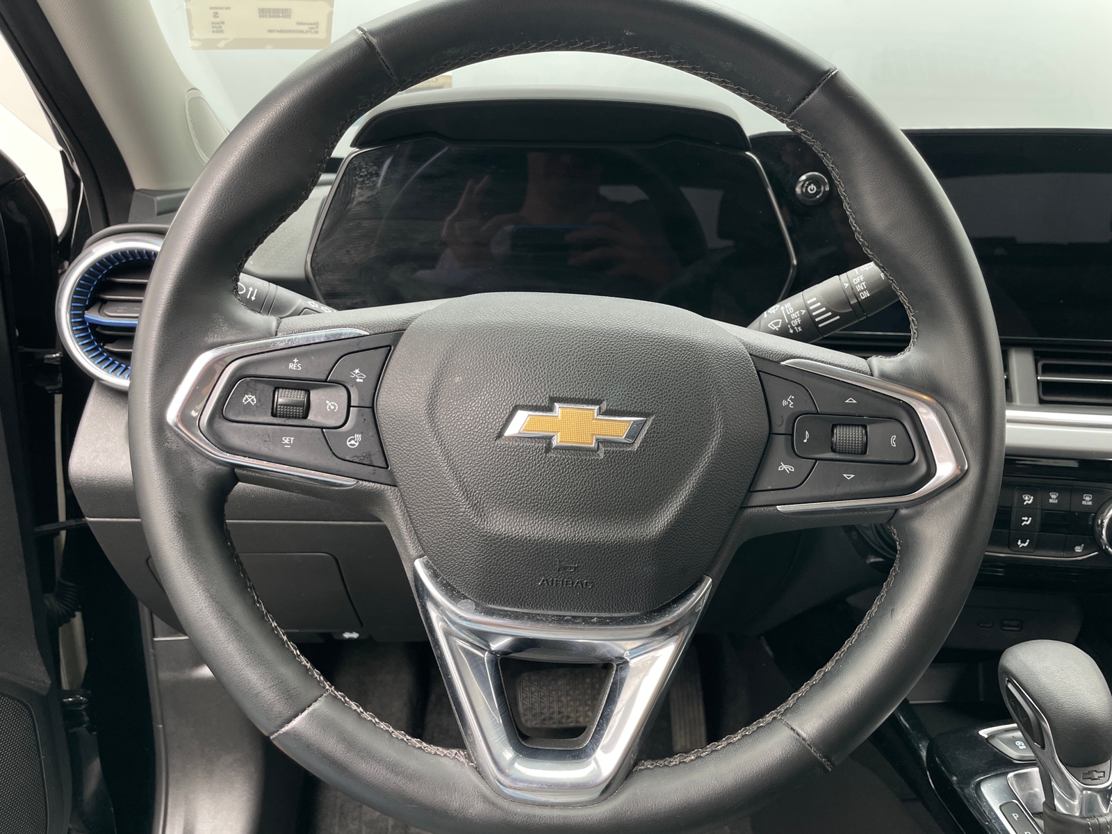 Thumbnail: 2024 Chevrolet Trax - 5
