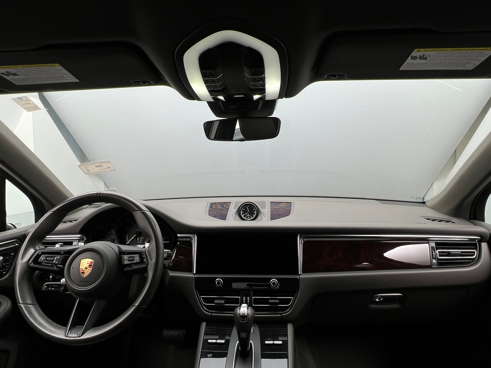 Thumbnail: 2022 Porsche Macan - 2