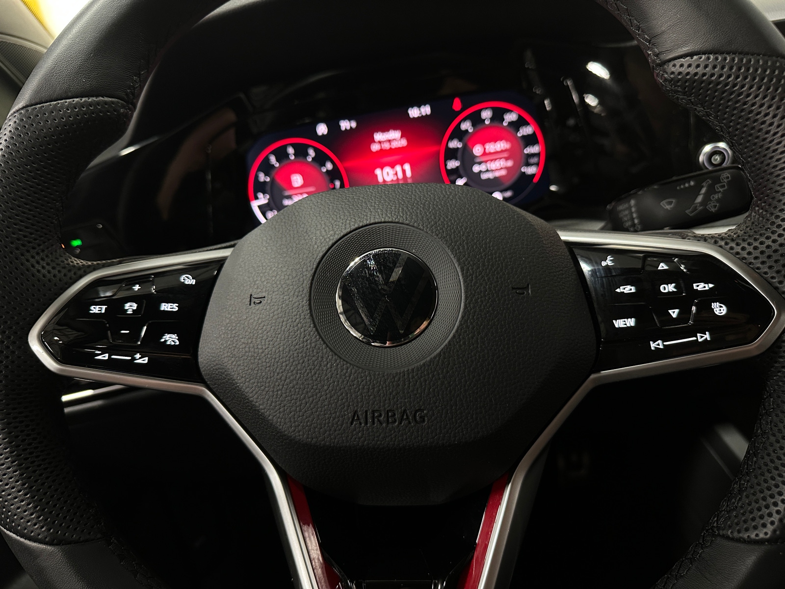Thumbnail: 2022 Volkswagen Golf - 5