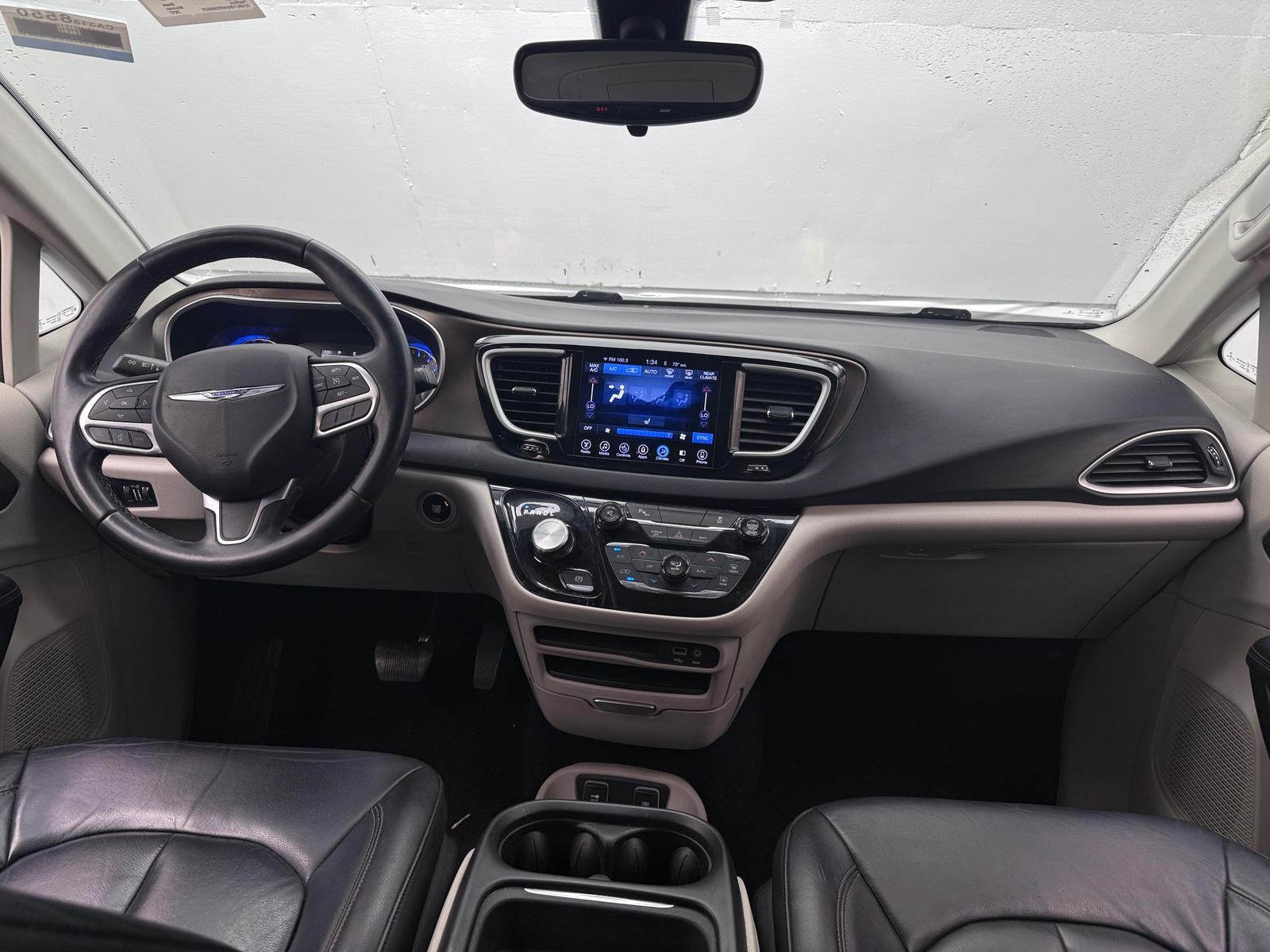 Thumbnail: 2017 Chrysler Pacifica - 2