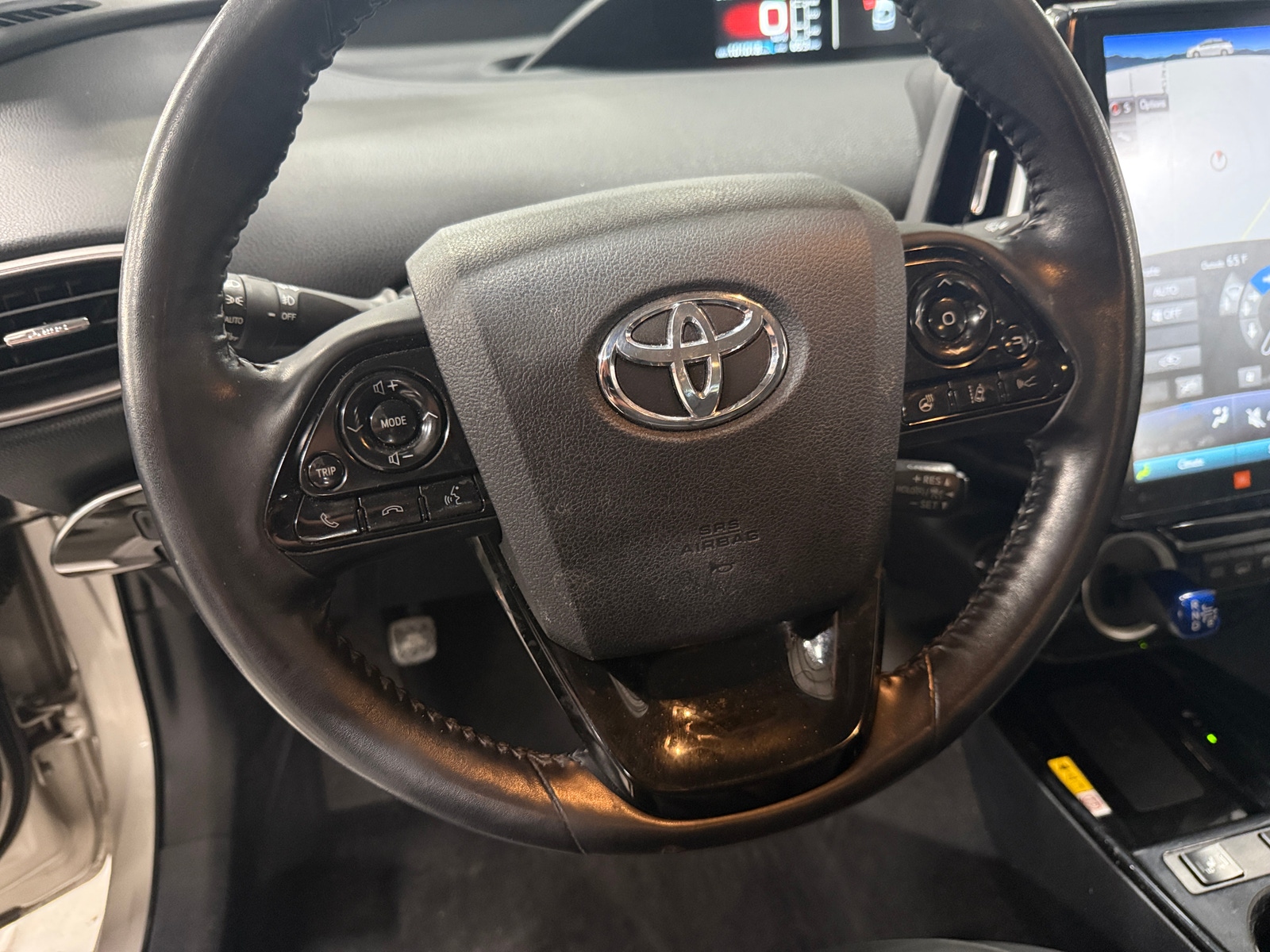 Thumbnail: 2021 Toyota Prius Prime - 4