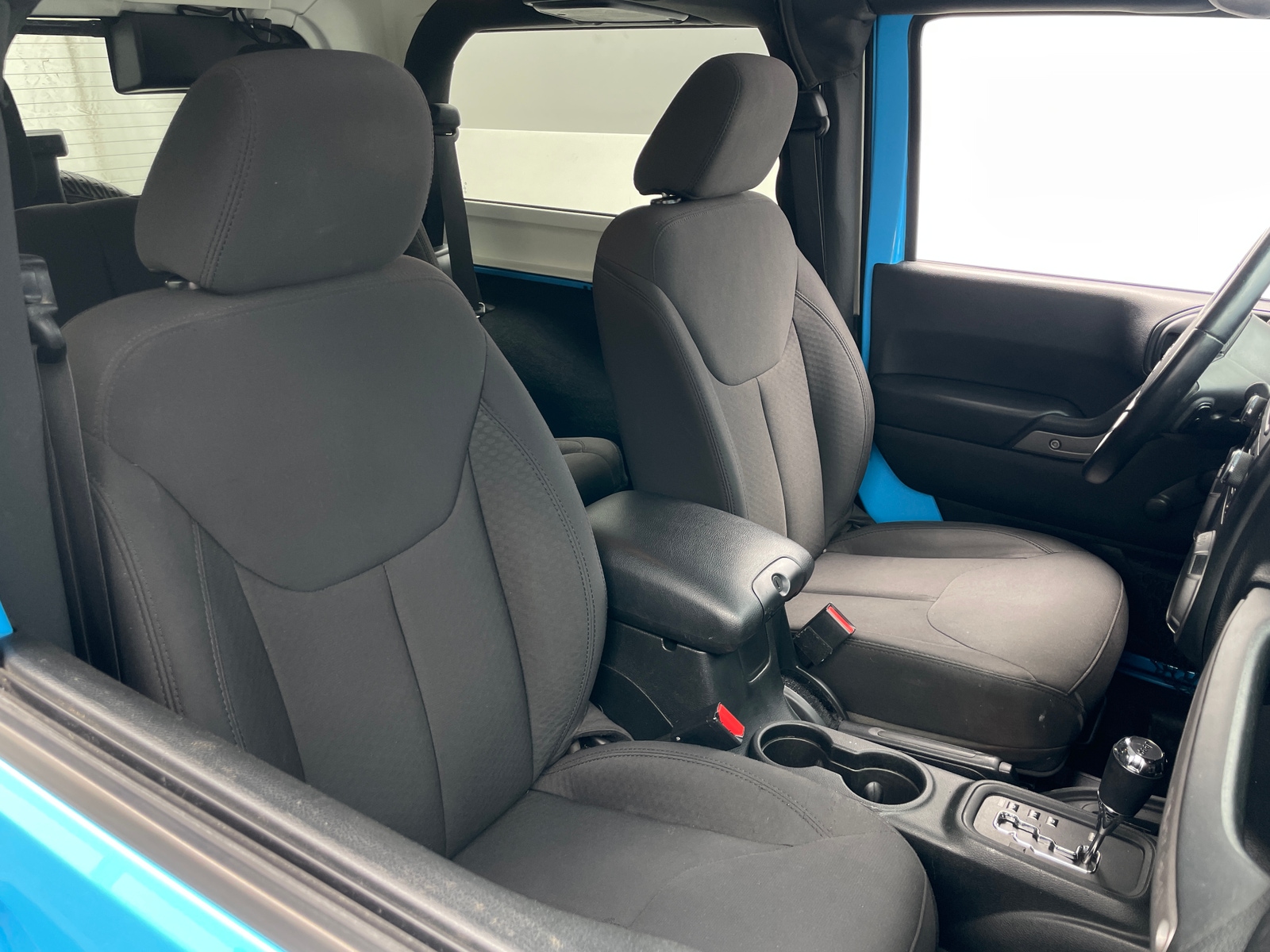 Thumbnail: 2017 Jeep Wrangler - 2