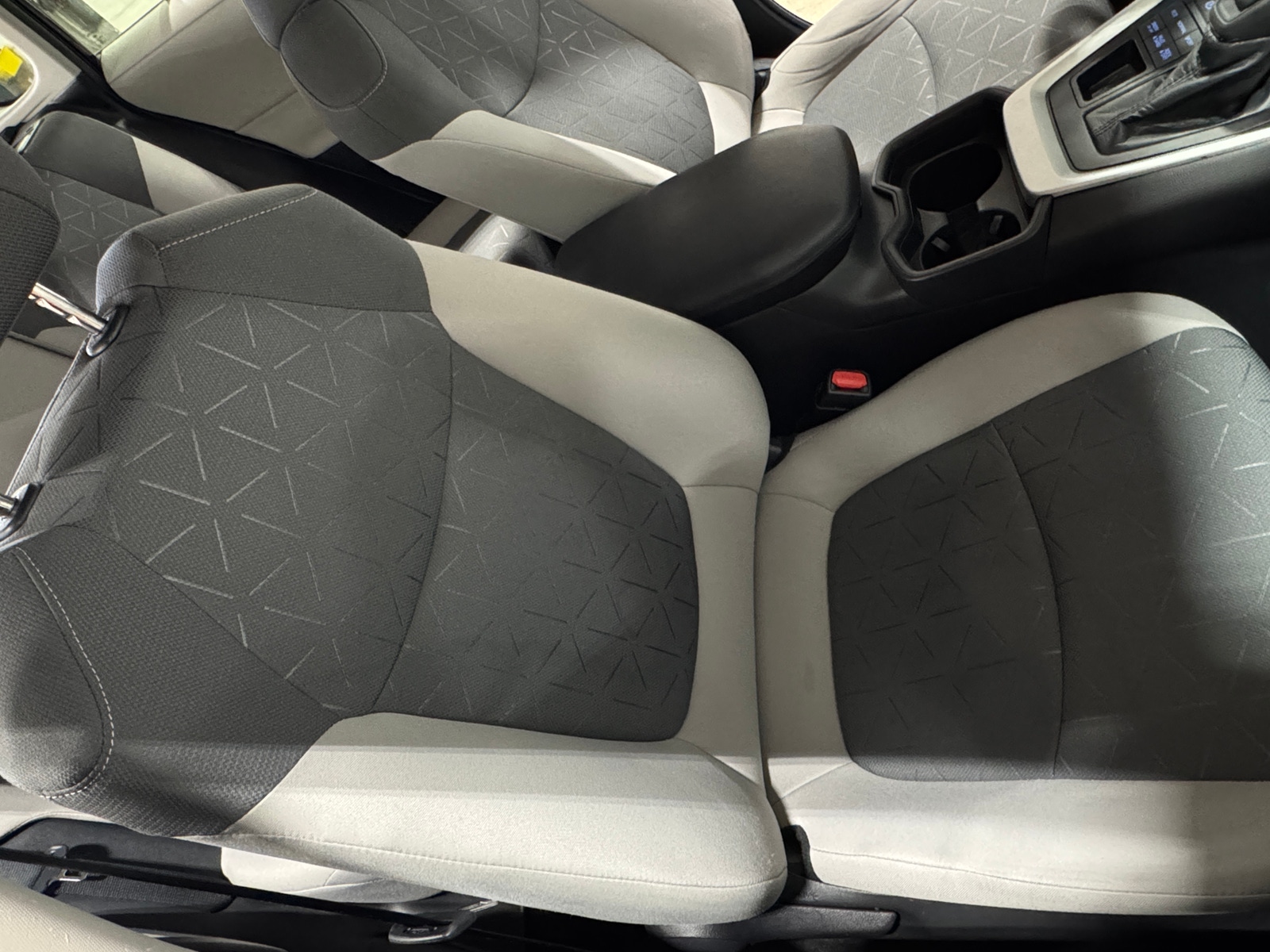 Thumbnail: 2020 Toyota RAV4 - 2