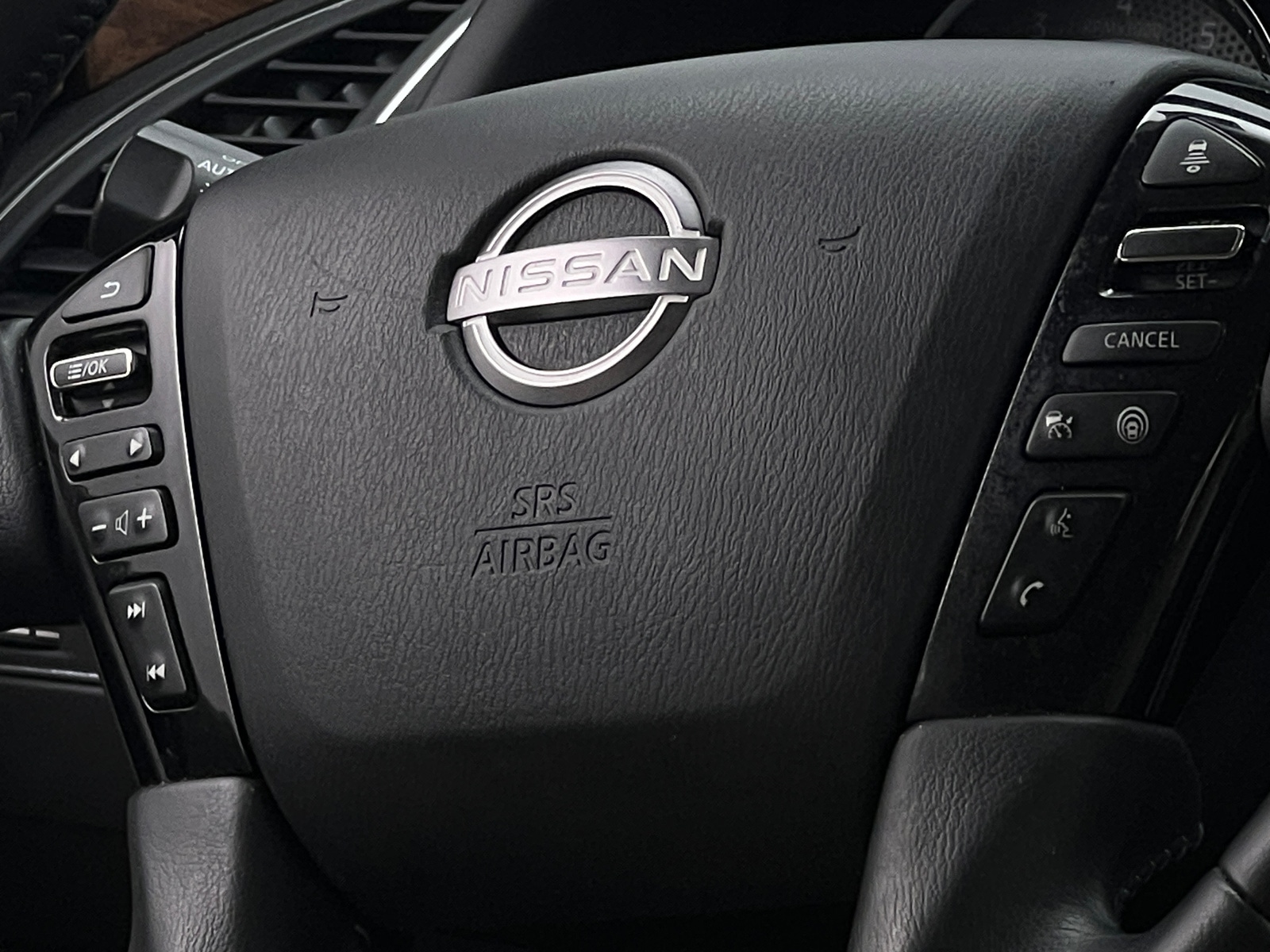 Thumbnail: 2022 Nissan Armada - 4