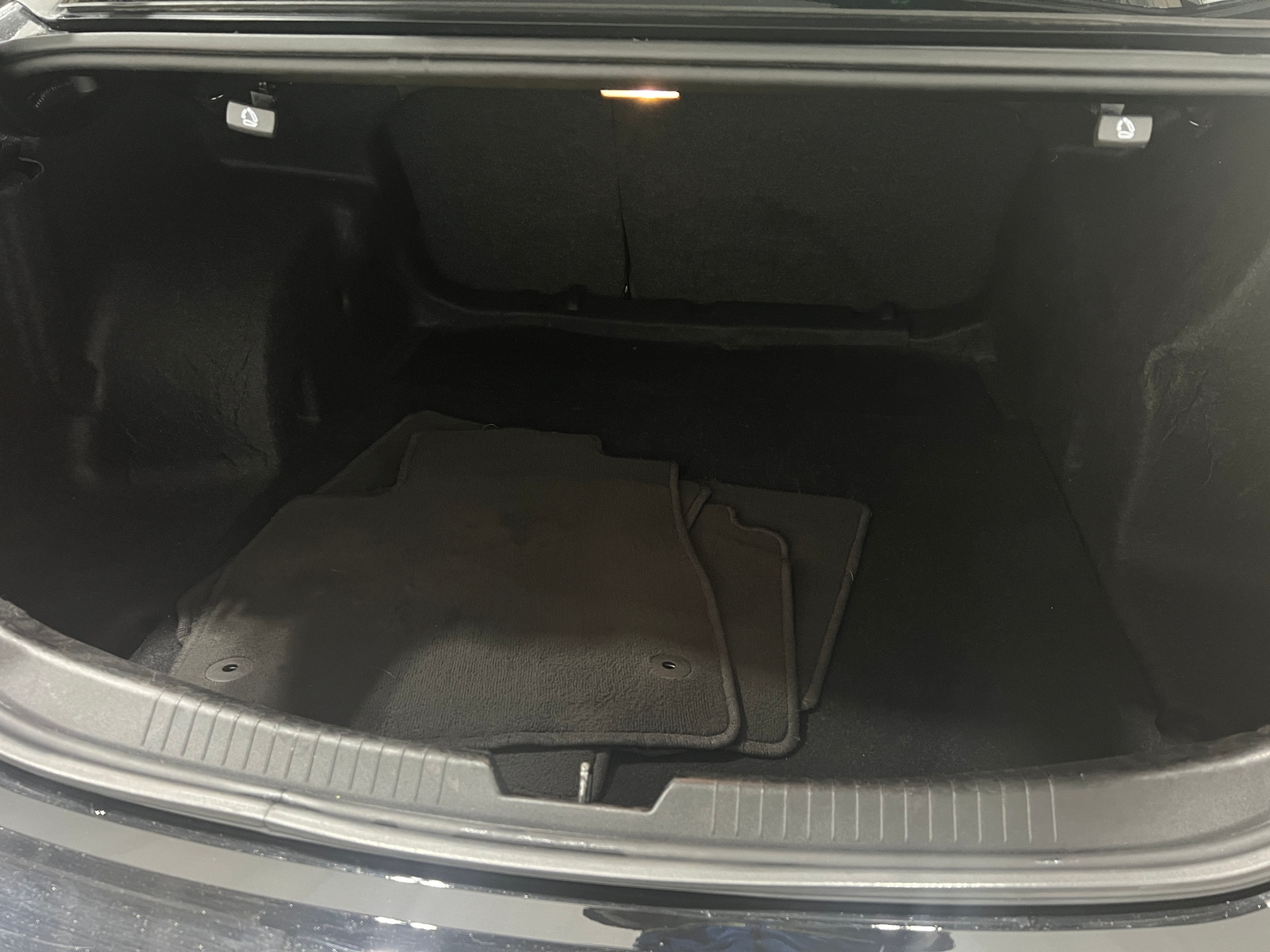 Thumbnail: 2023 Chevrolet Malibu - 7