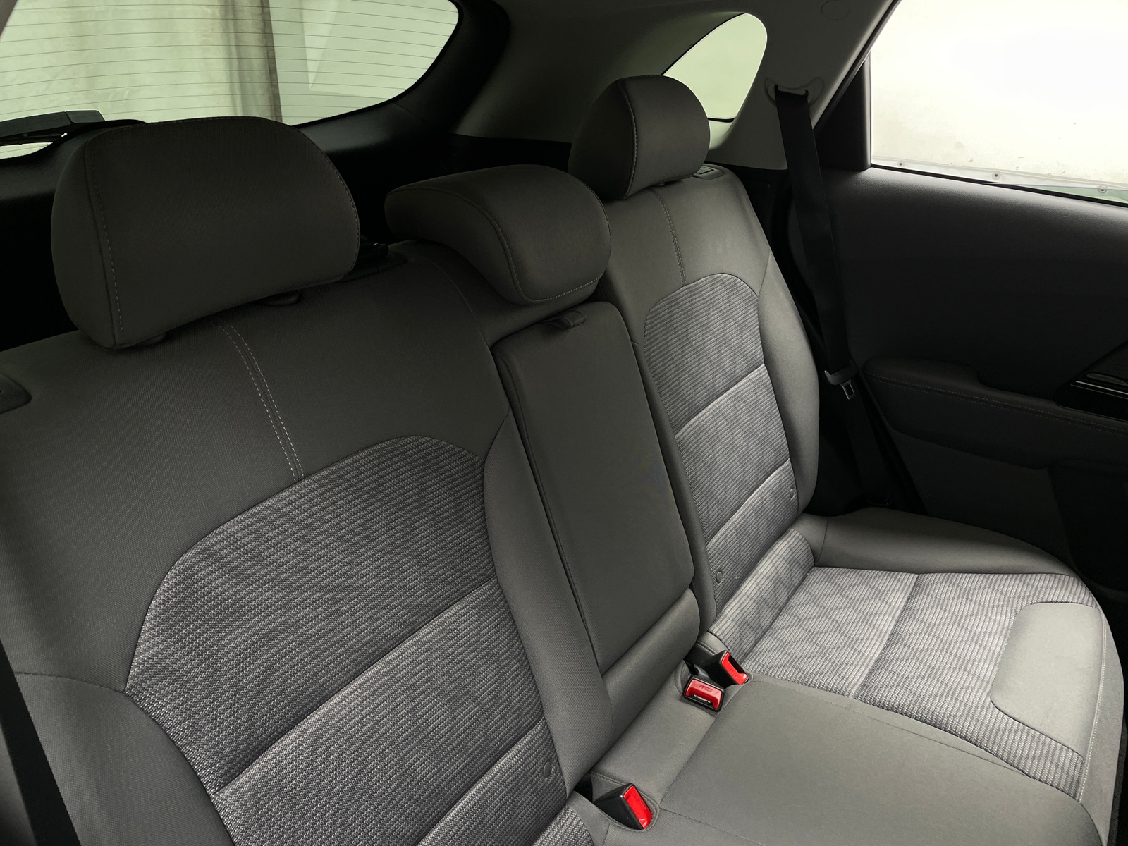 Thumbnail: 2022 Kia Niro - 6