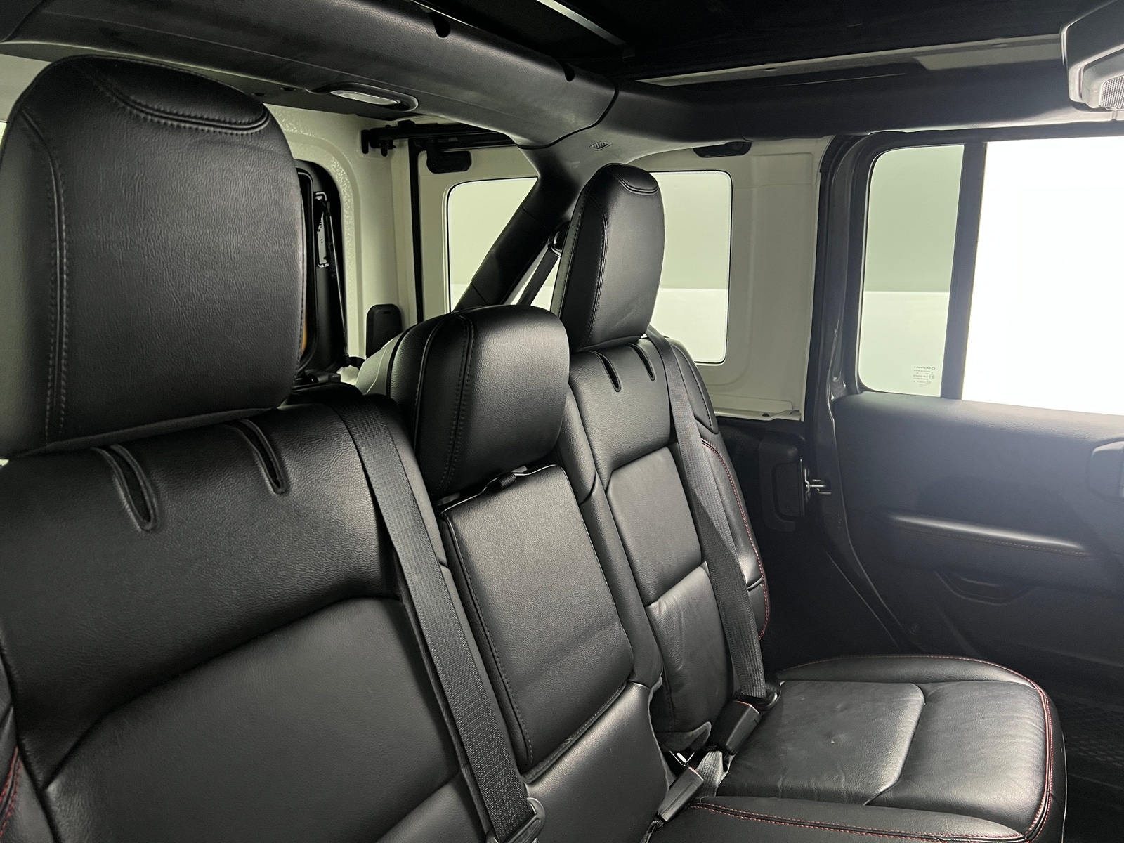 Thumbnail: 2021 Jeep Wrangler - 5