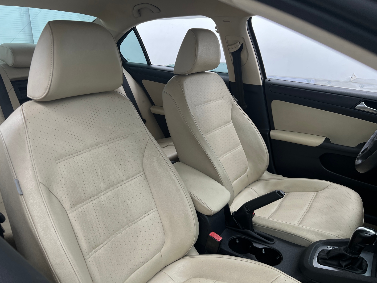 Thumbnail: 2014 Volkswagen Jetta - 2