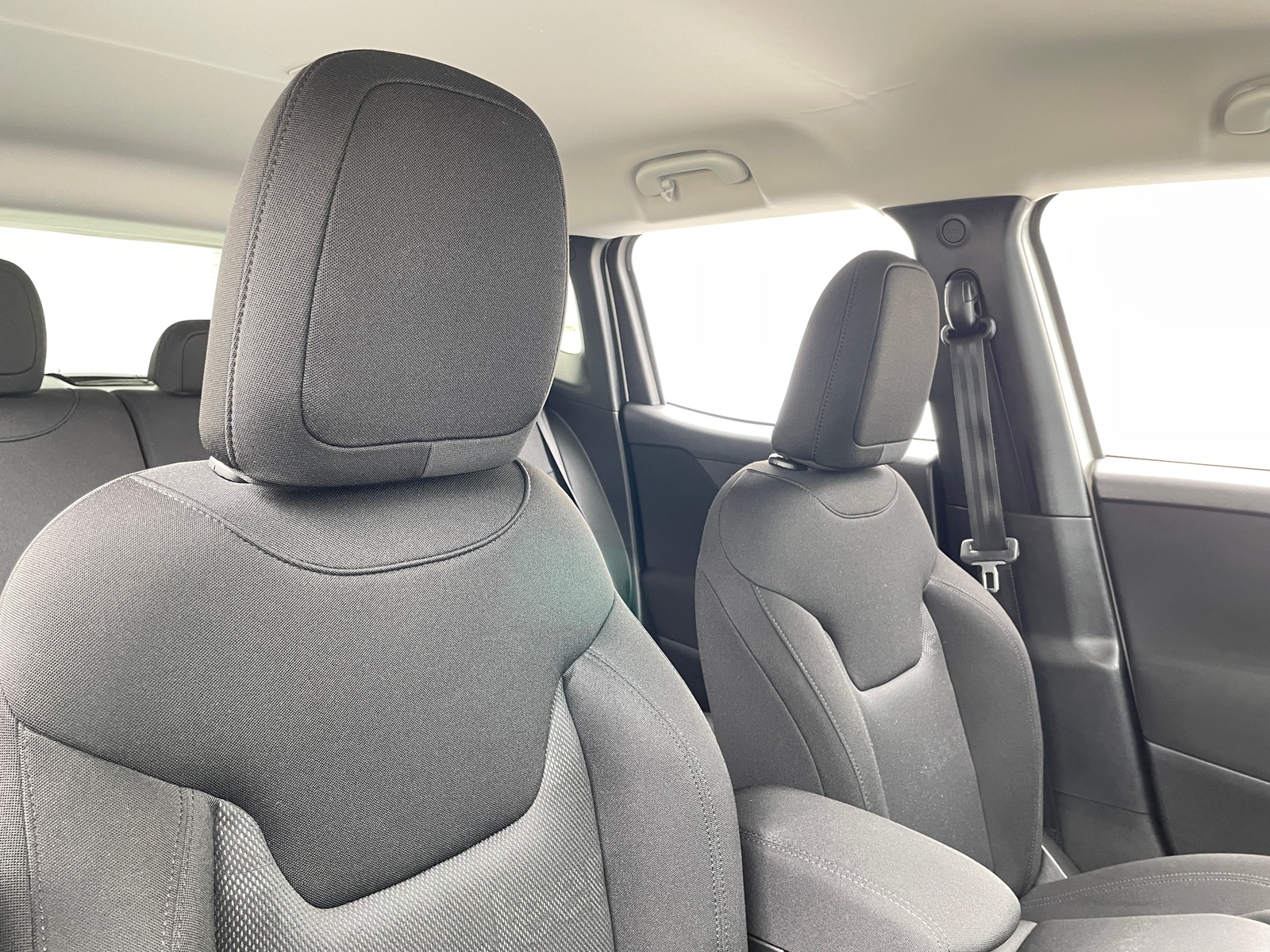 Thumbnail: 2017 Jeep Renegade - 2