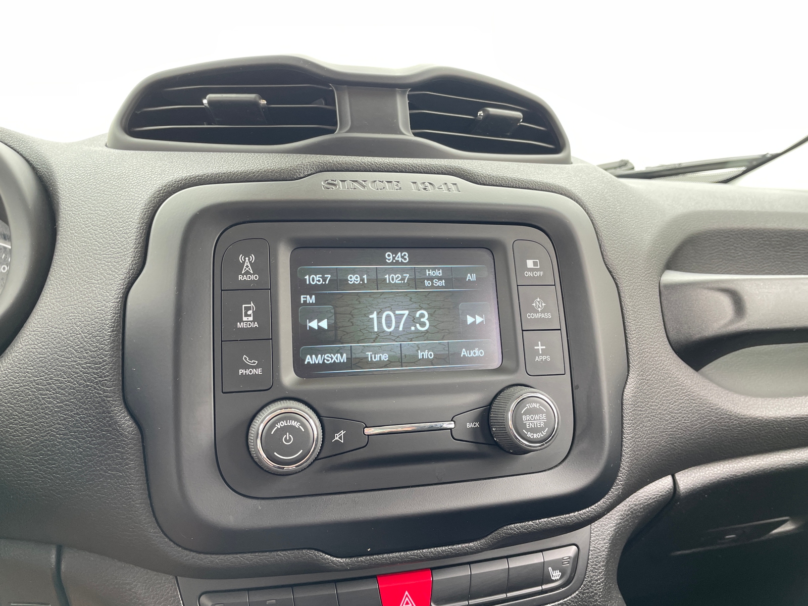 Thumbnail: 2017 Jeep Renegade - 4