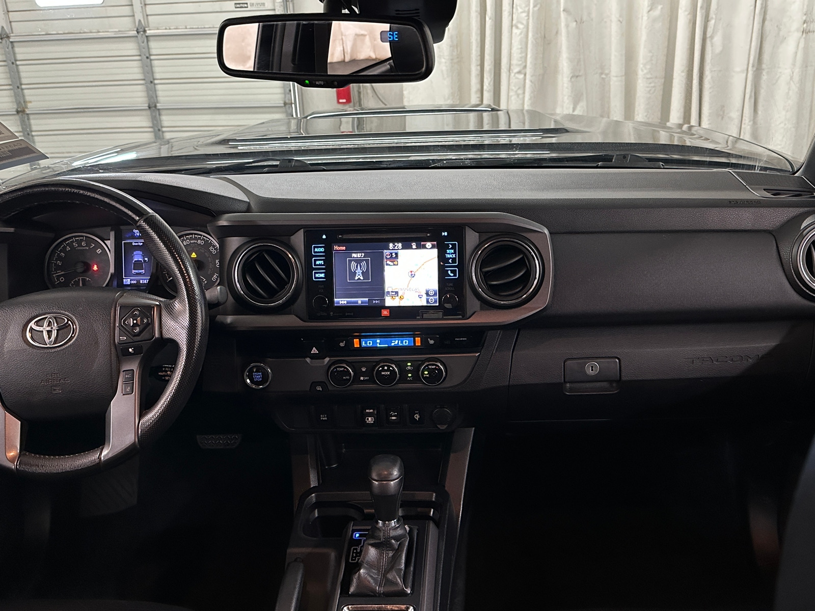 Thumbnail: 2018 Toyota Tacoma - 2