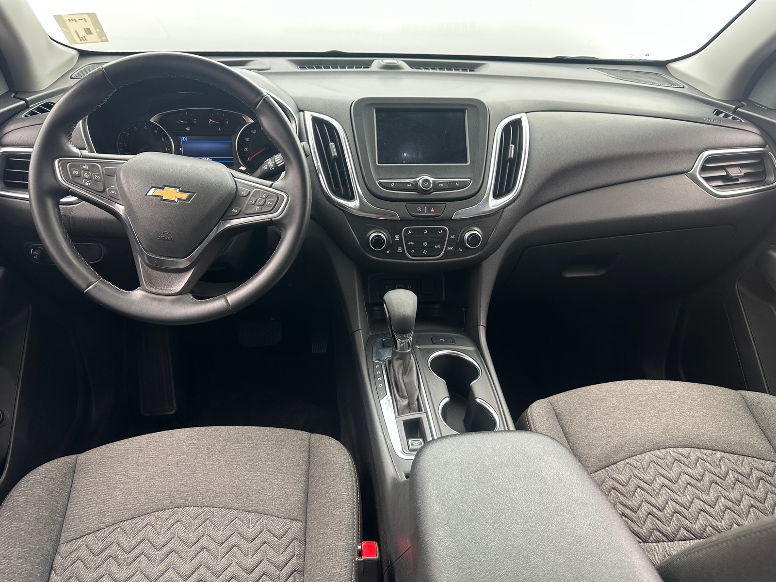 Thumbnail: 2024 Chevrolet Equinox - 3