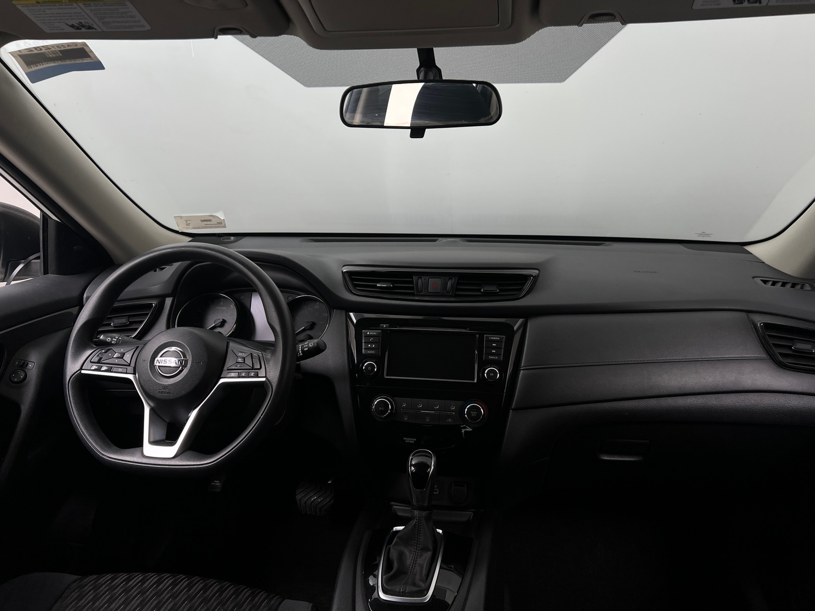 Thumbnail: 2018 Nissan Rogue - 3