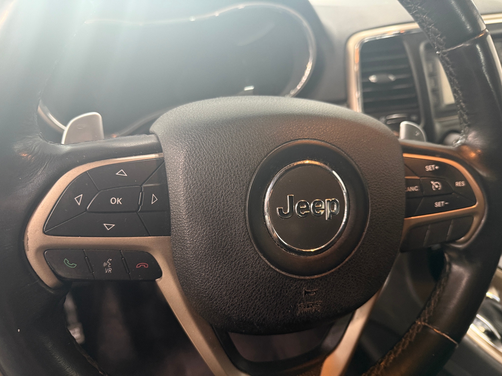 Thumbnail: 2016 Jeep Grand Cherokee - 5