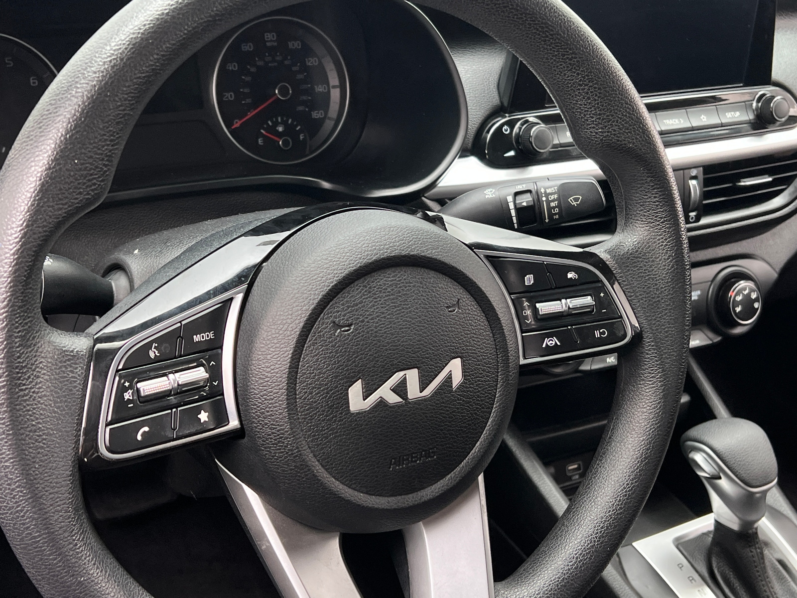 Thumbnail: 2022 Kia Forte - 5