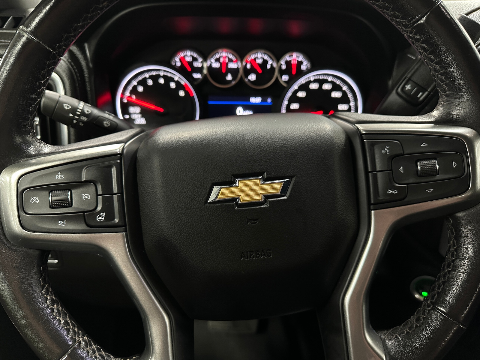 Thumbnail: 2021 Chevrolet Silverado 1500 - 5