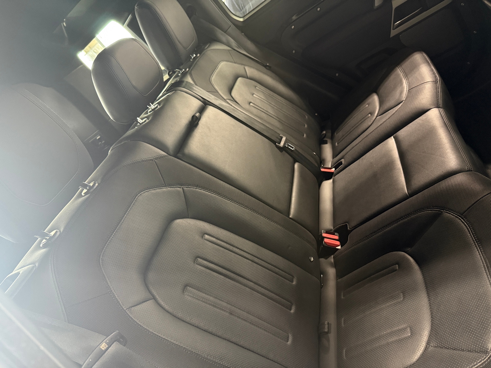 Thumbnail: 2021 Land Rover Defender - 5