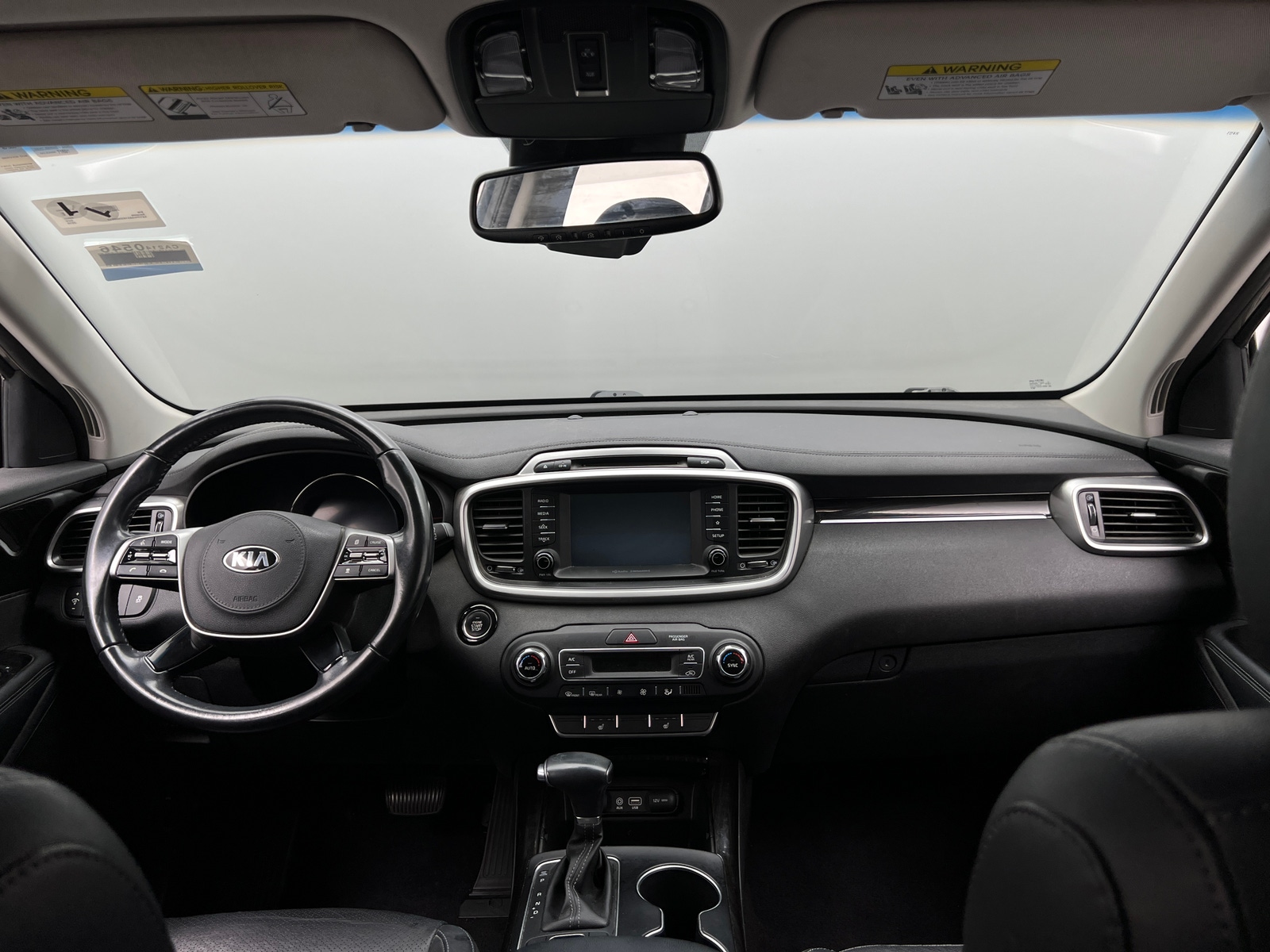 Thumbnail: 2019 Kia Sorento - 2