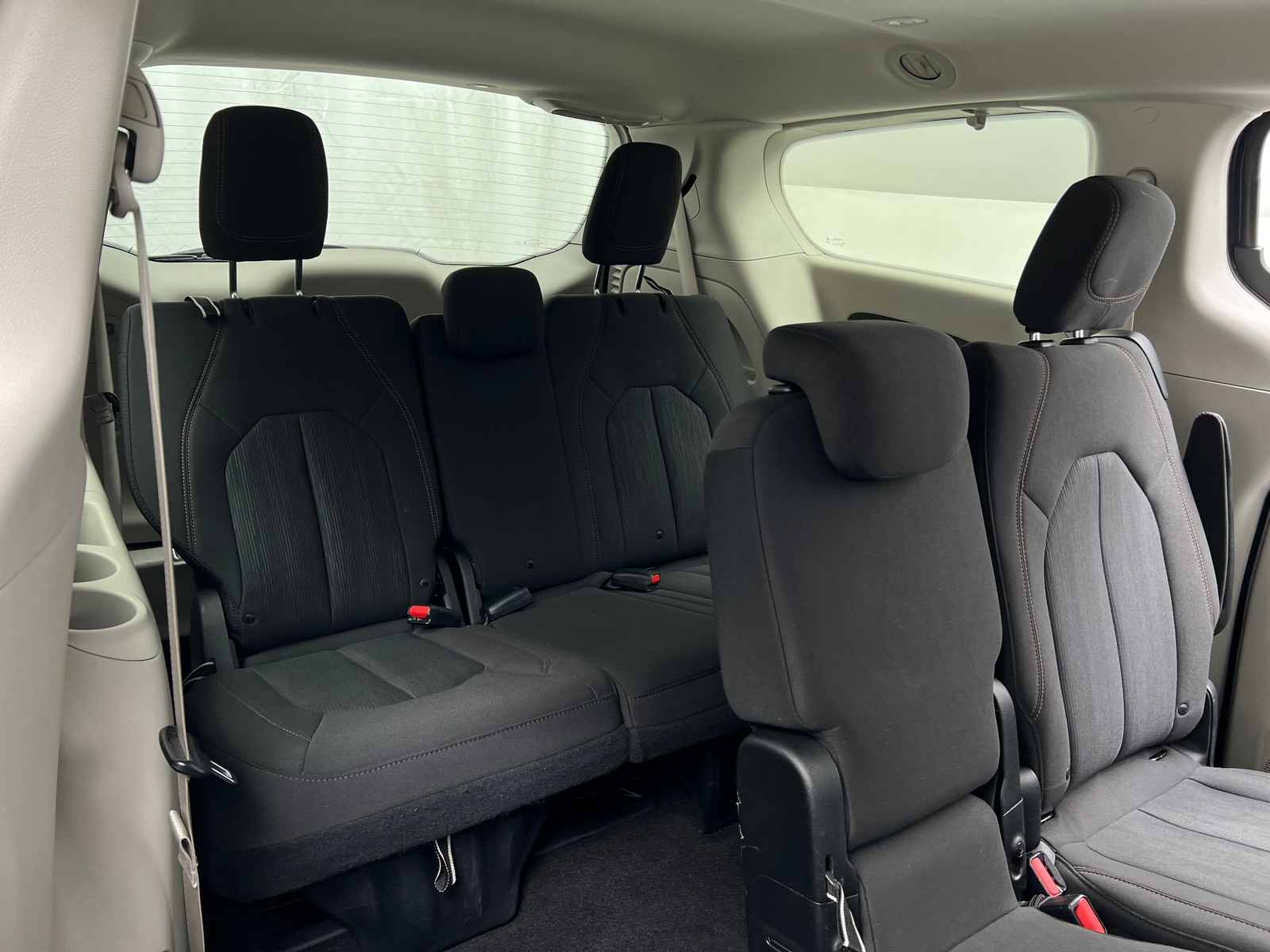 Thumbnail: 2019 Chrysler Pacifica - 6