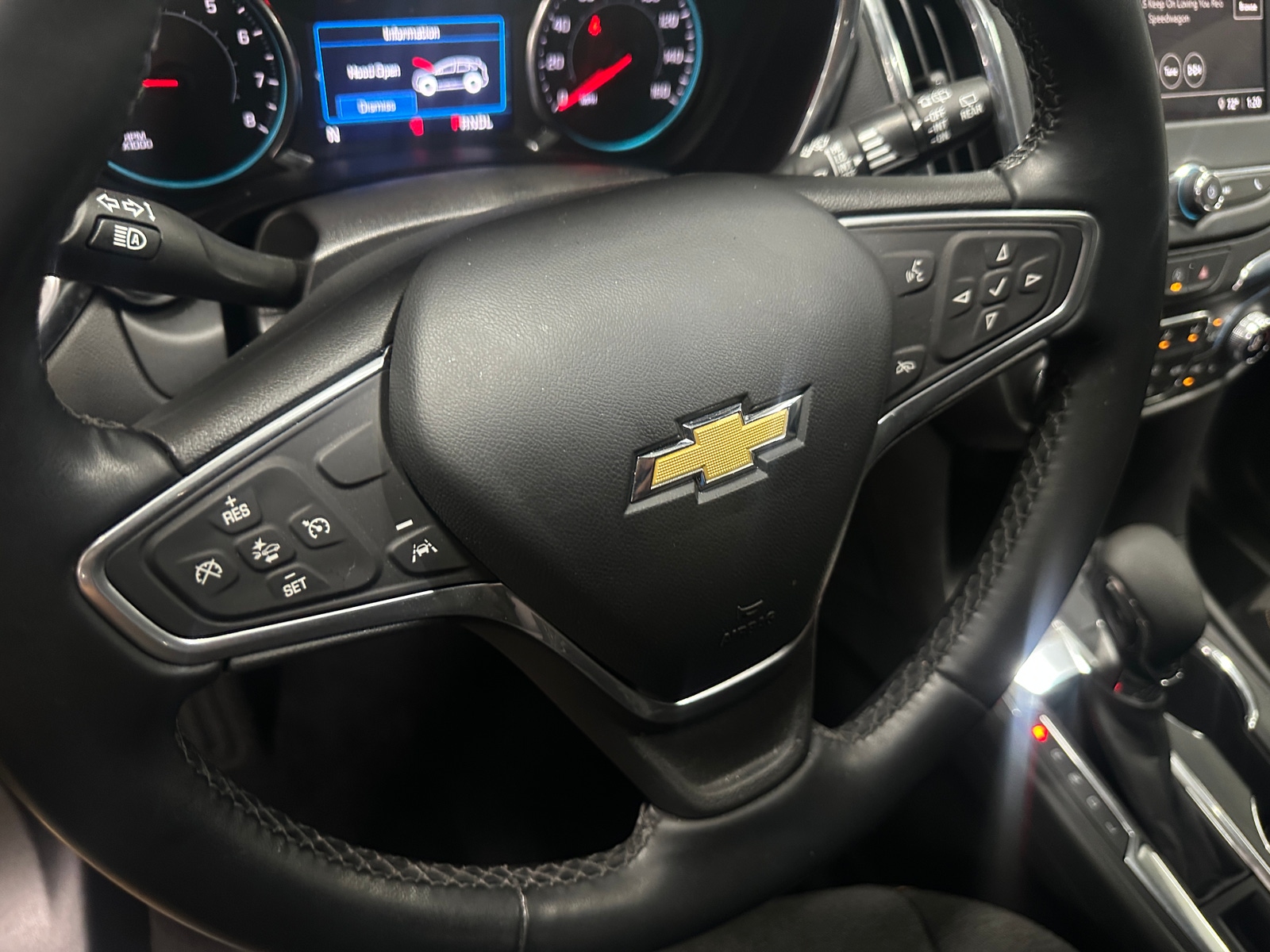 Thumbnail: 2023 Chevrolet Equinox - 5