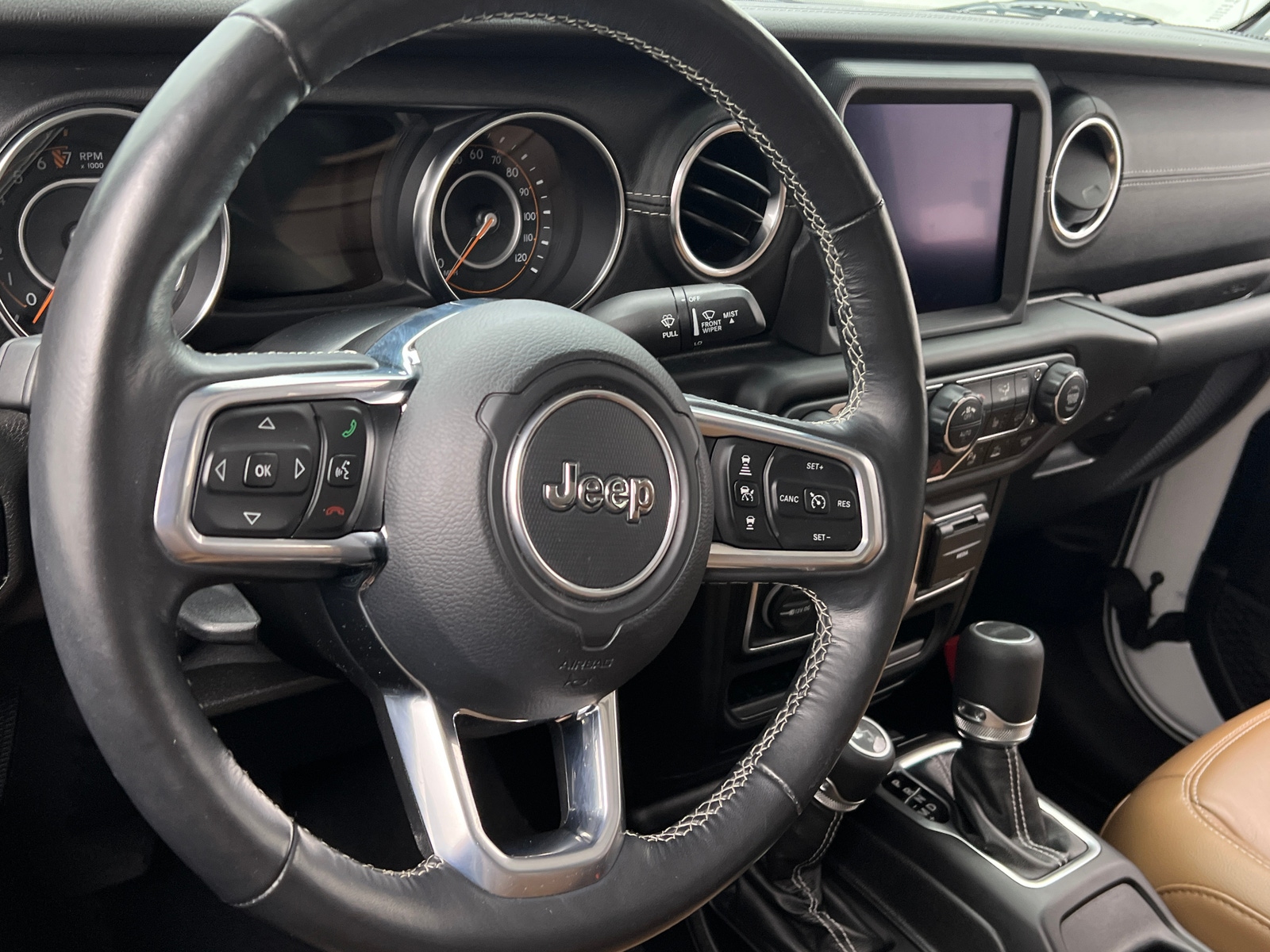 Thumbnail: 2020 Jeep Gladiator - 4