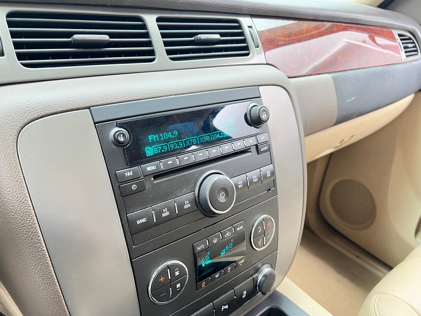 Thumbnail: 2013 GMC Yukon - 3