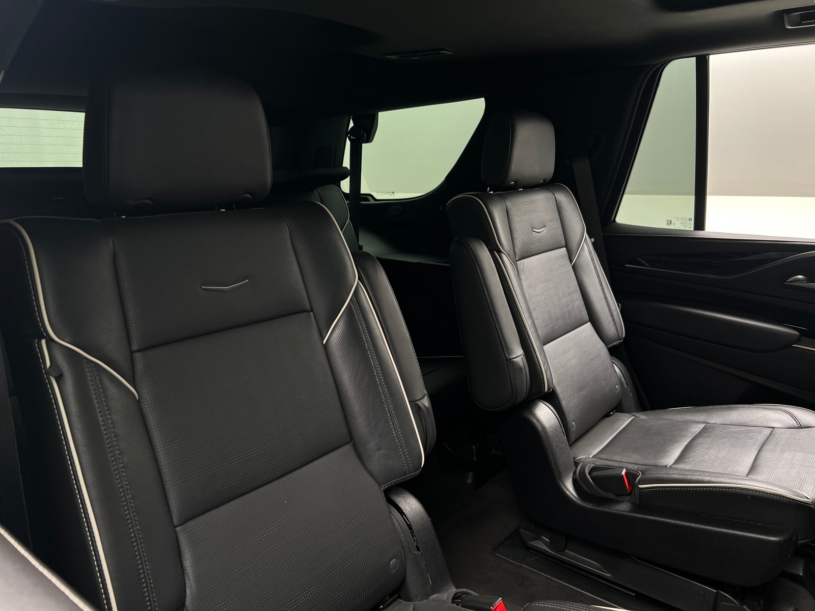 Thumbnail: 2023 Cadillac Escalade - 5