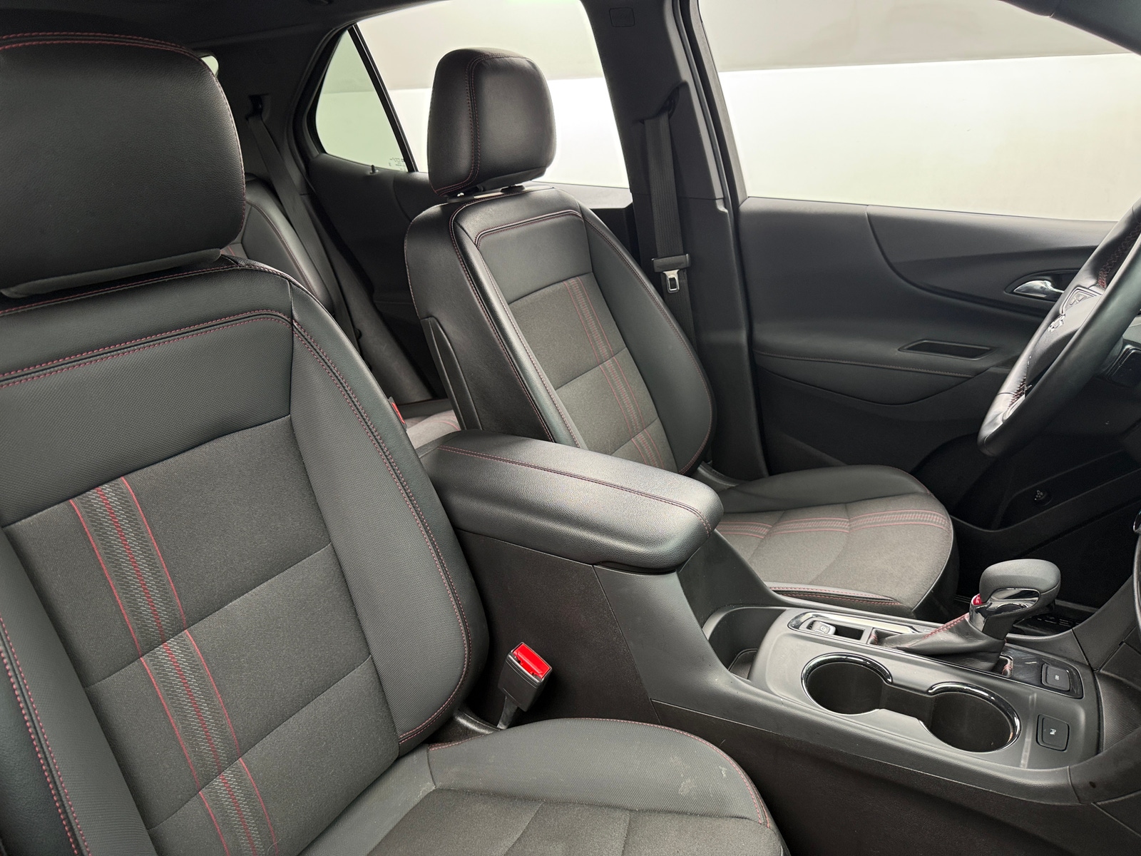 Thumbnail: 2023 Chevrolet Equinox - 2