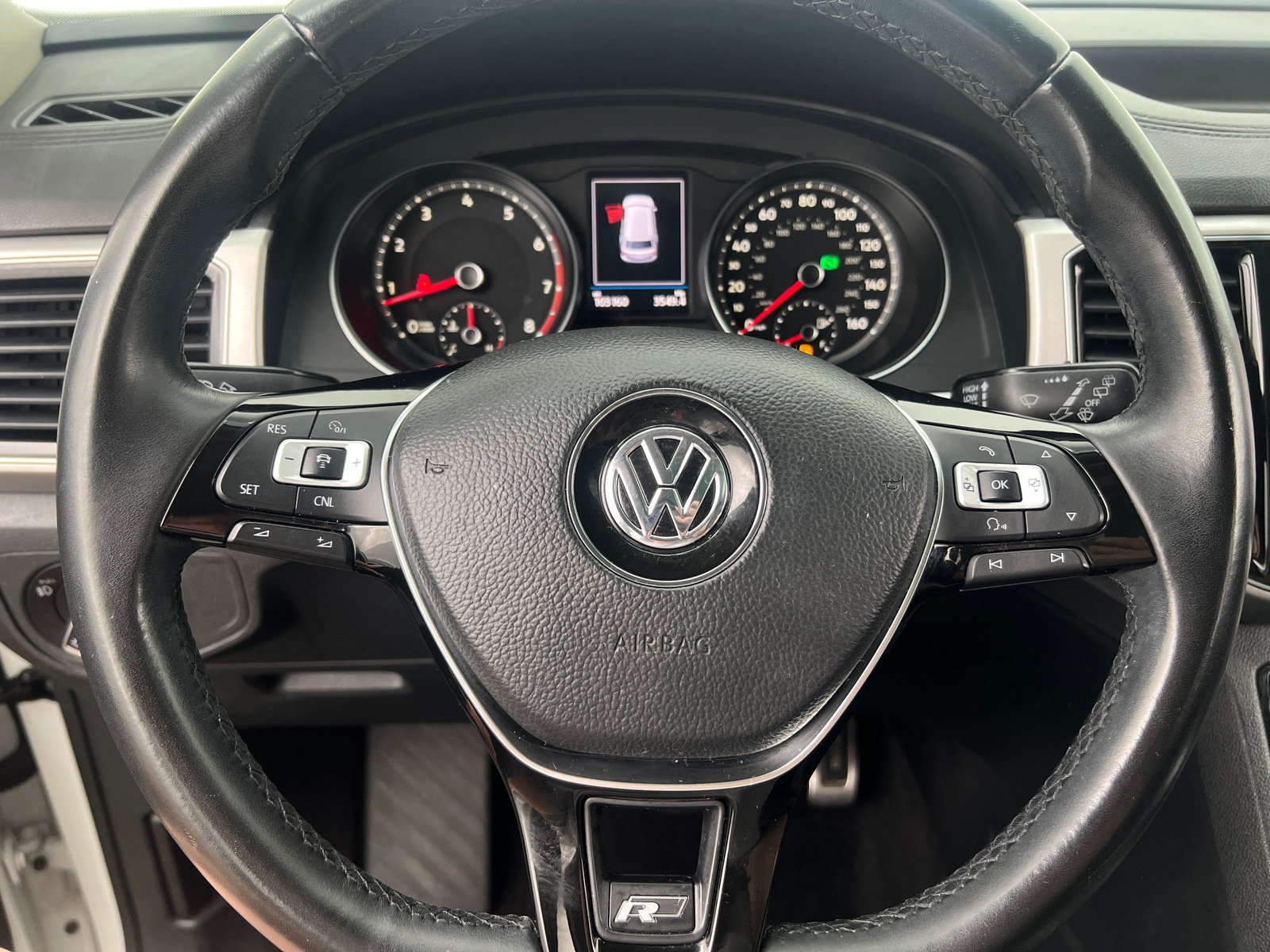 Thumbnail: 2018 Volkswagen Atlas - 4