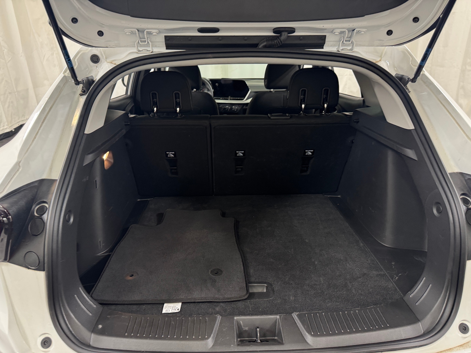 Thumbnail: 2025 Chevrolet Trax - 7