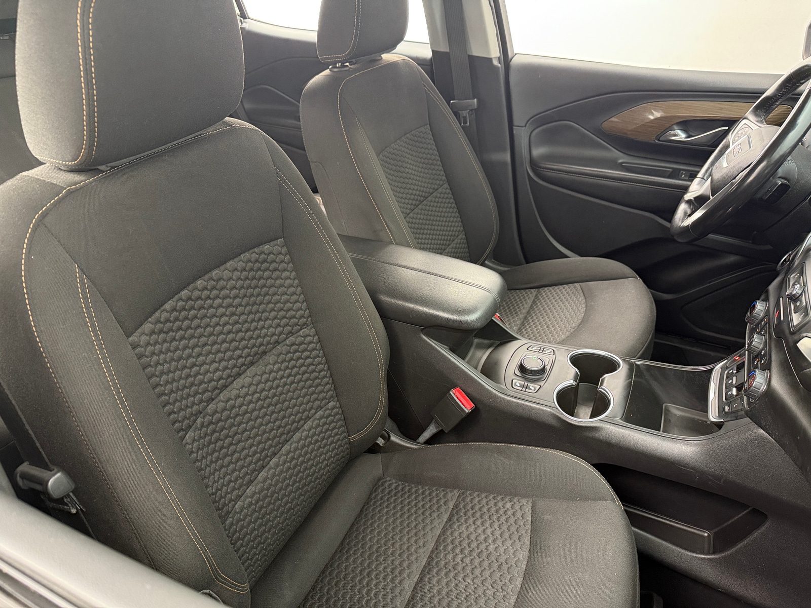 Thumbnail: 2018 GMC Terrain - 2