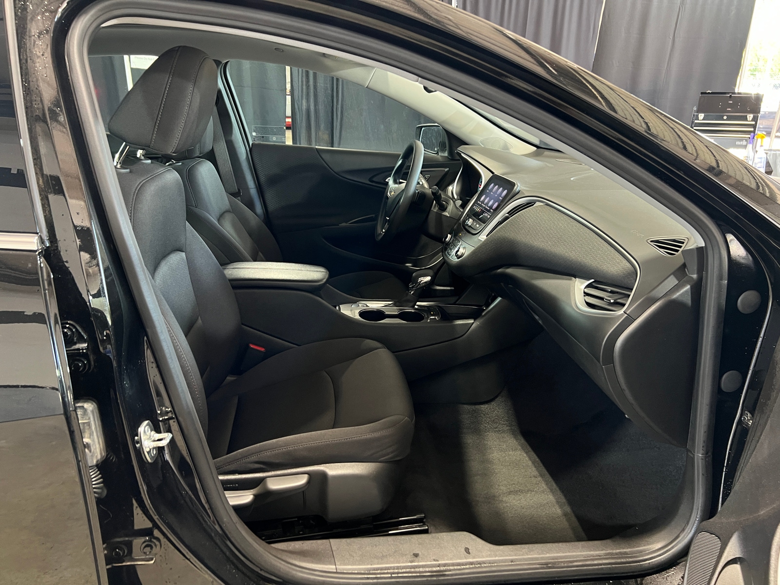 Thumbnail: 2024 Chevrolet Malibu - 2