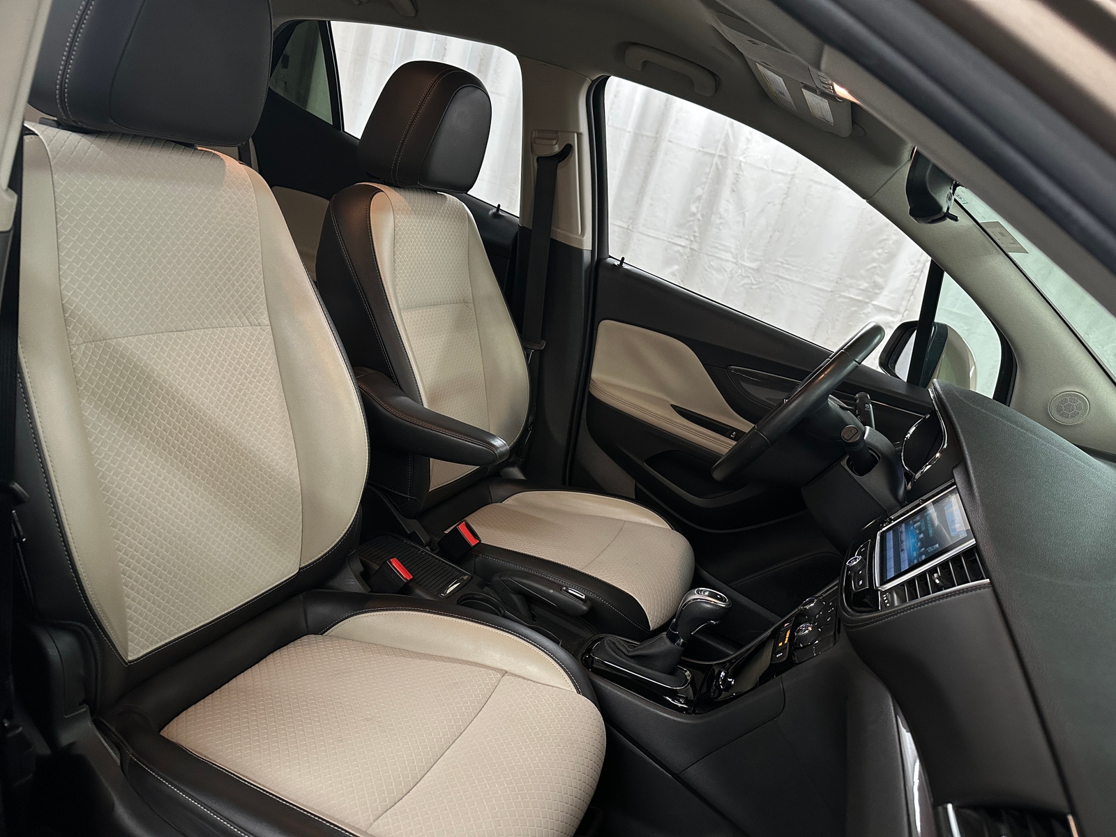 Thumbnail: 2018 Buick Encore - 2