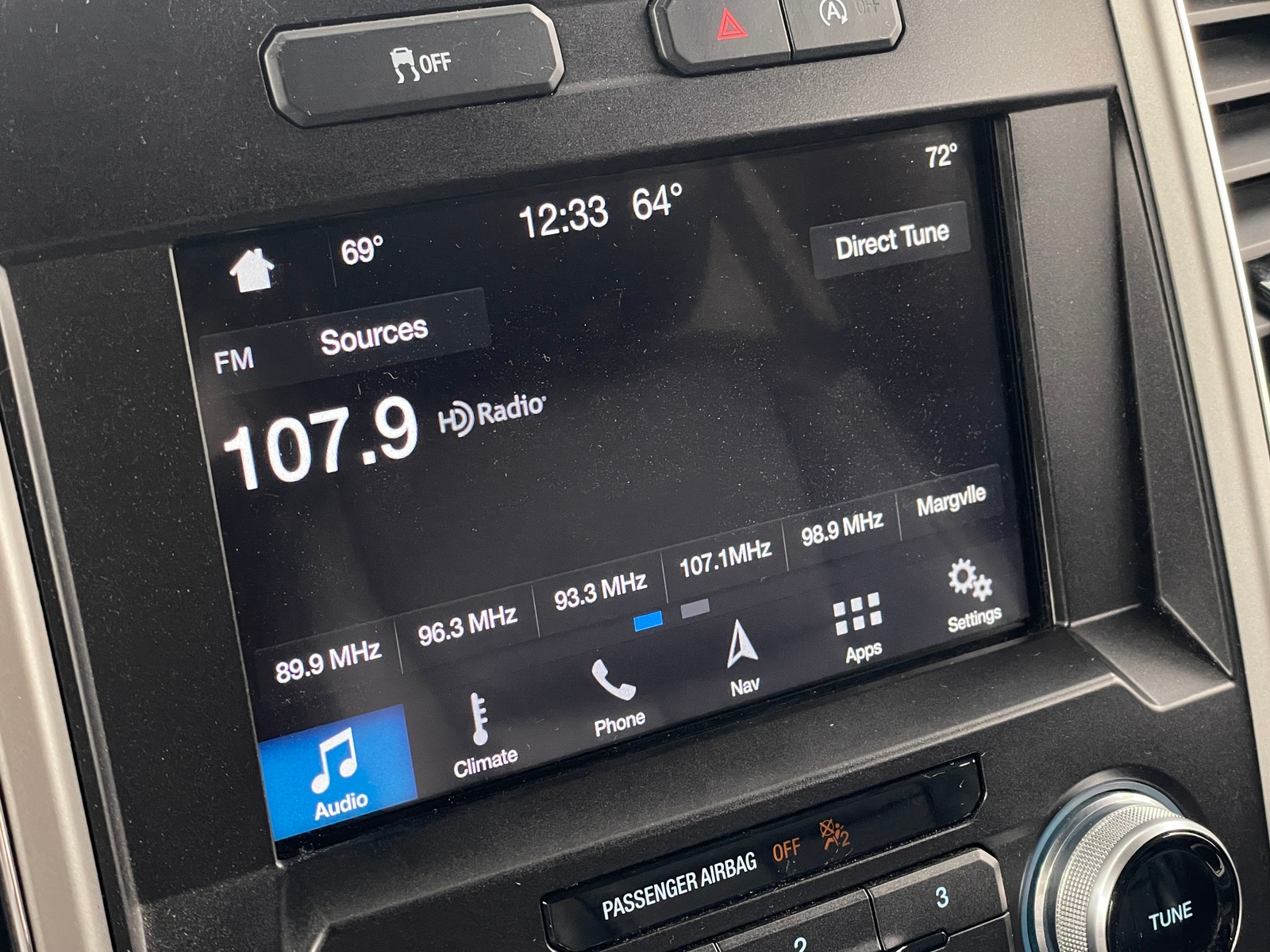 Thumbnail: 2019 Ford Econoline - 3
