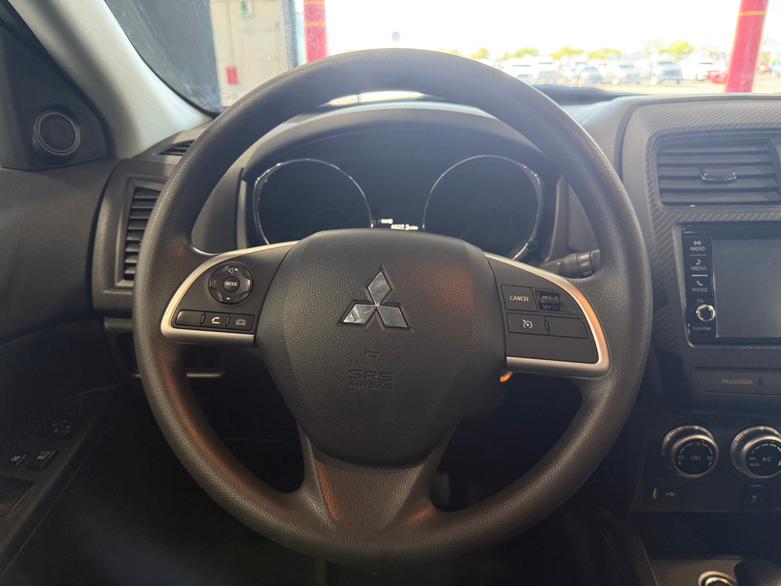 Thumbnail: 2024 Mitsubishi Outlander Sport - 5