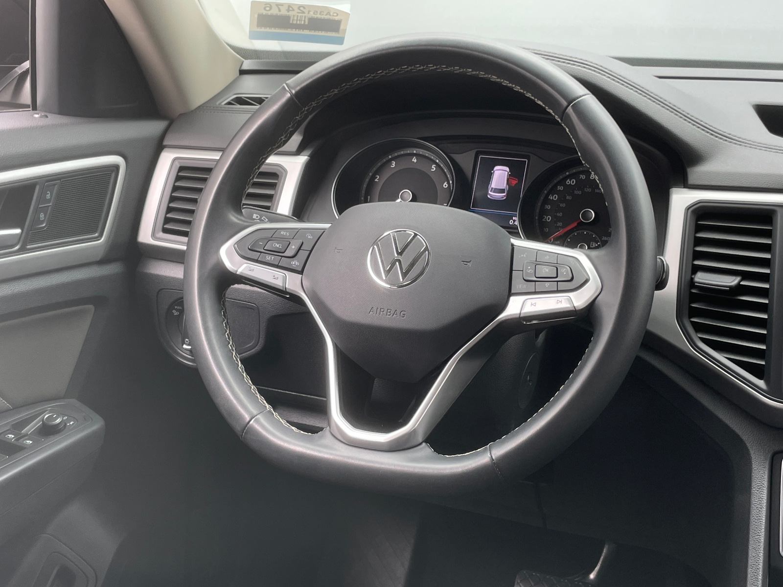Thumbnail: 2021 Volkswagen Atlas - 4