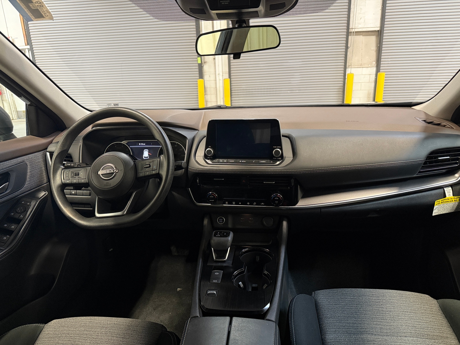 Thumbnail: 2022 Nissan Rogue - 3