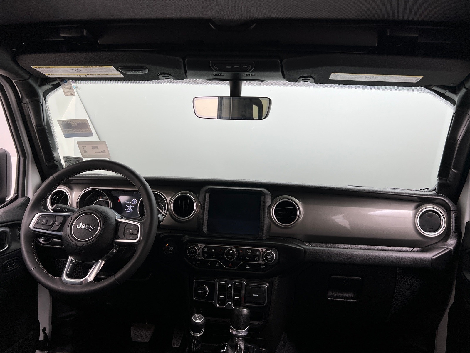 Thumbnail: 2023 Jeep Gladiator - 3